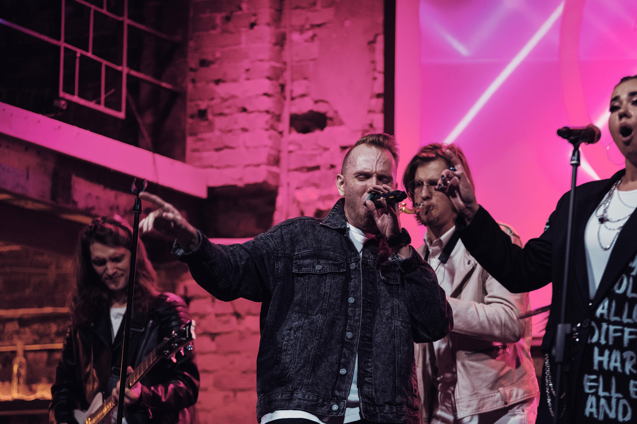 Заряд. Свадебный и семейный фотограф Максим Сорокин