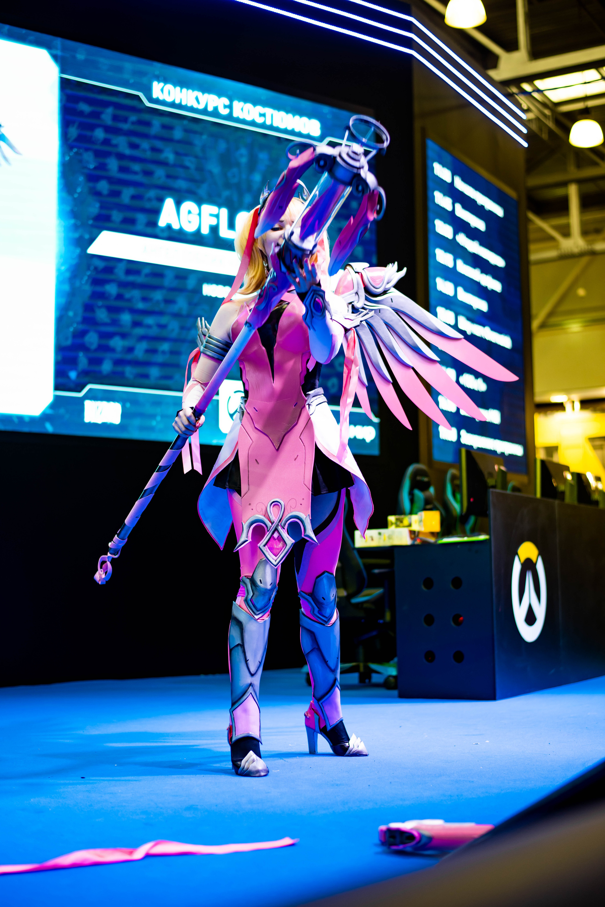 Игромир. Свадебный и семейный фотограф Максим Сорокин