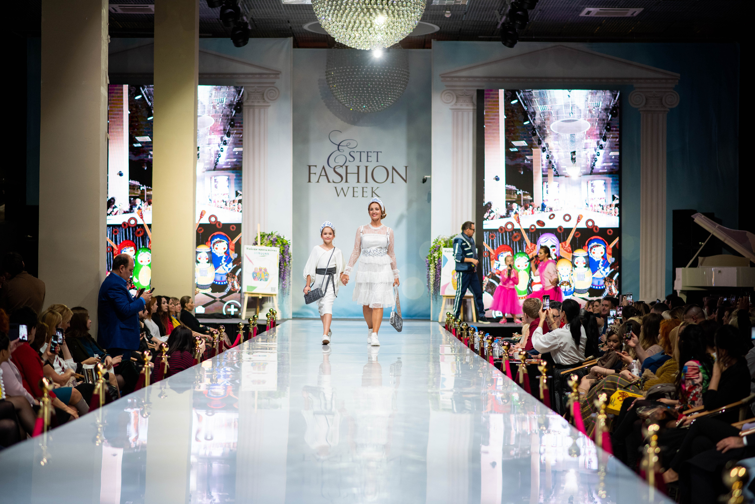 Виктория чертина EFW. Свадебный и семейный фотограф Максим Сорокин