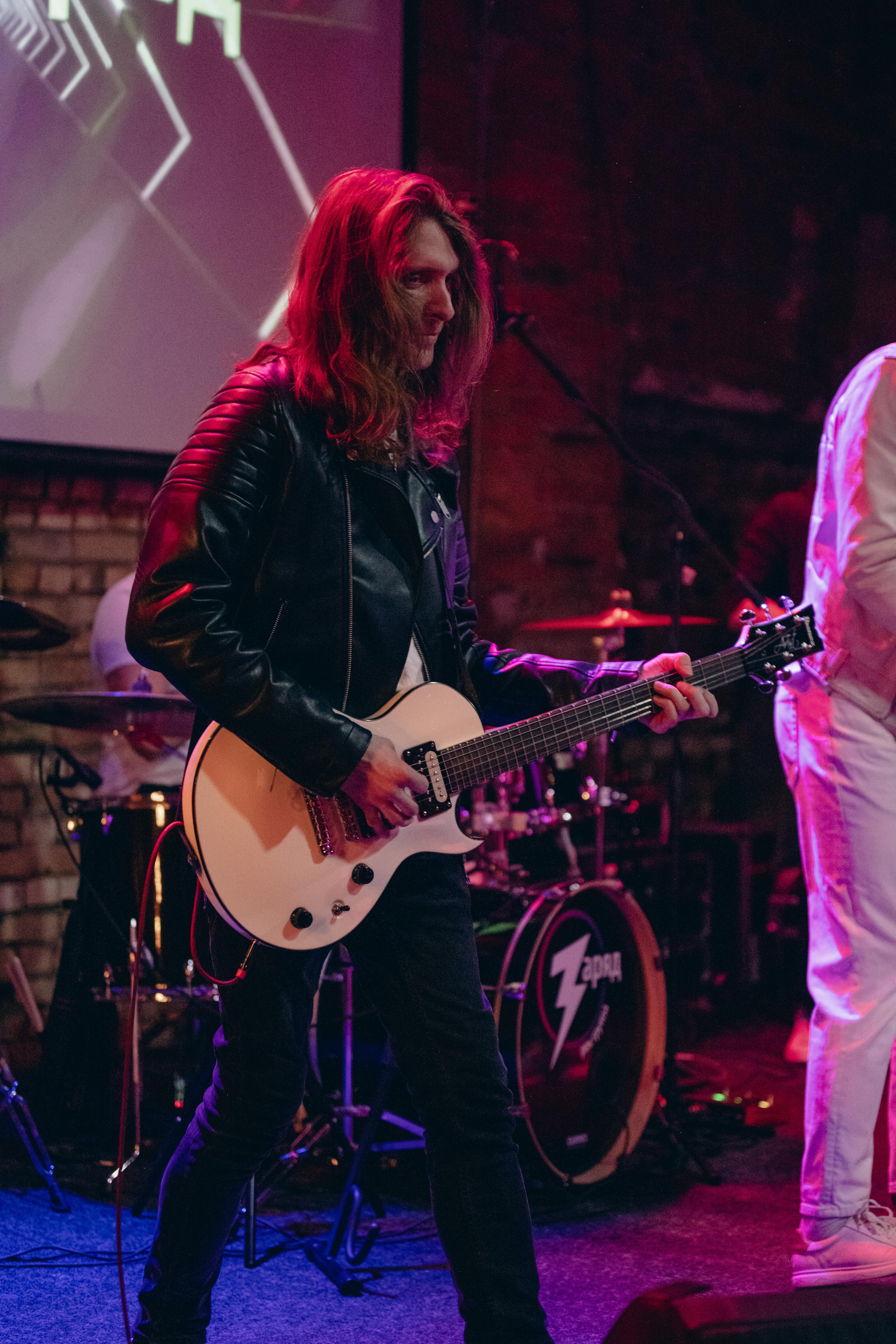 Заряд. Свадебный и семейный фотограф Максим Сорокин