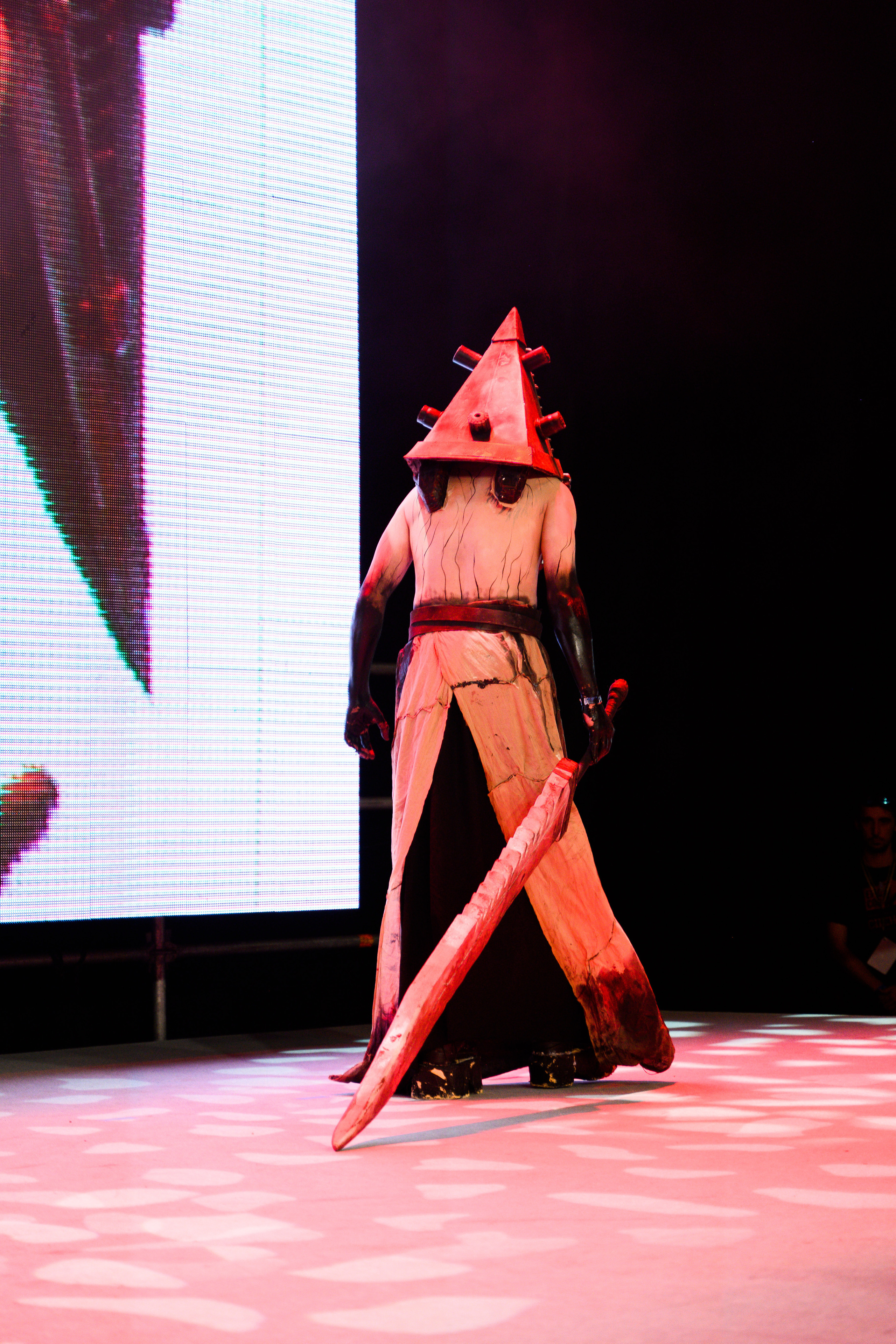 Эпик кон. Свадебный и семейный фотограф Максим Сорокин