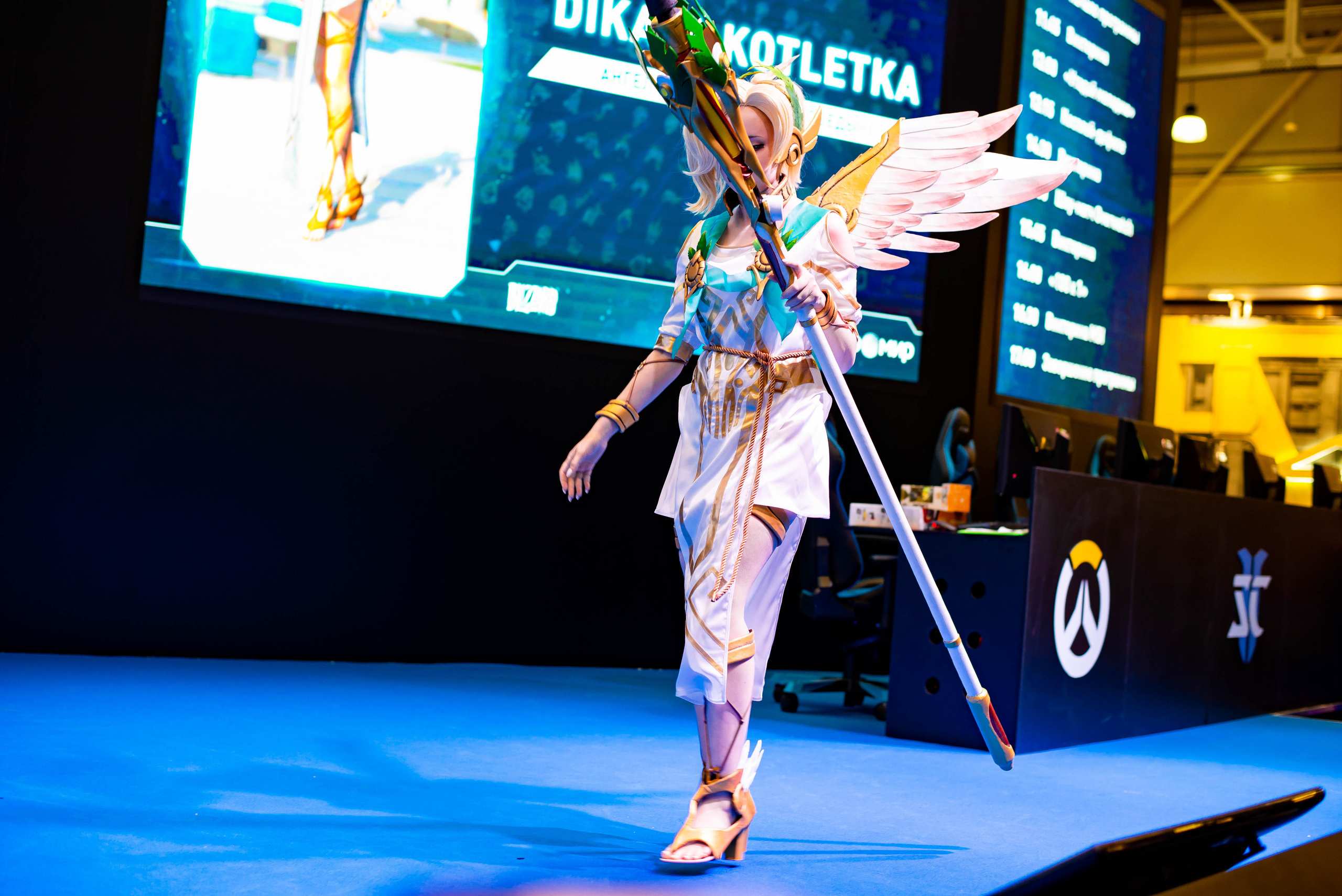 Игромир. Свадебный и семейный фотограф Максим Сорокин