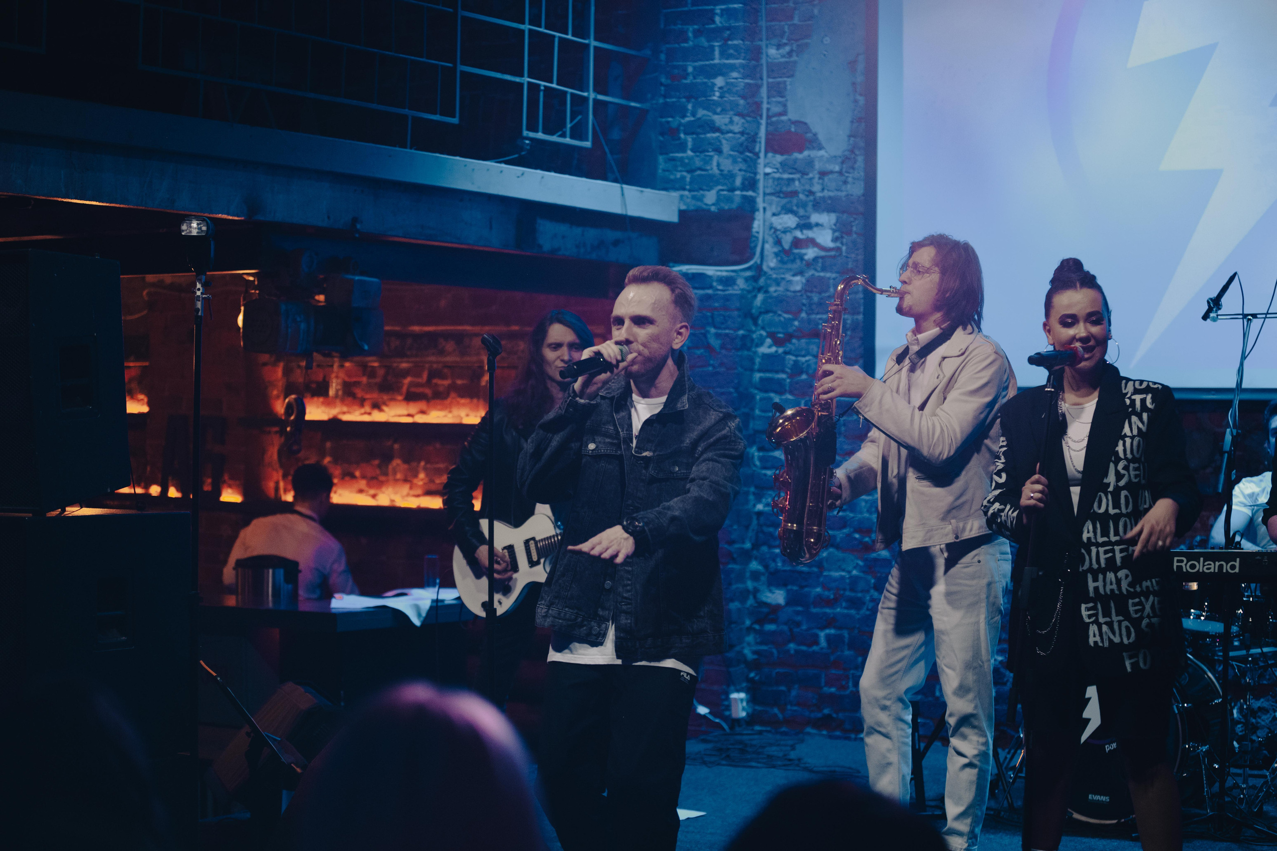 Заряд. Свадебный и семейный фотограф Максим Сорокин