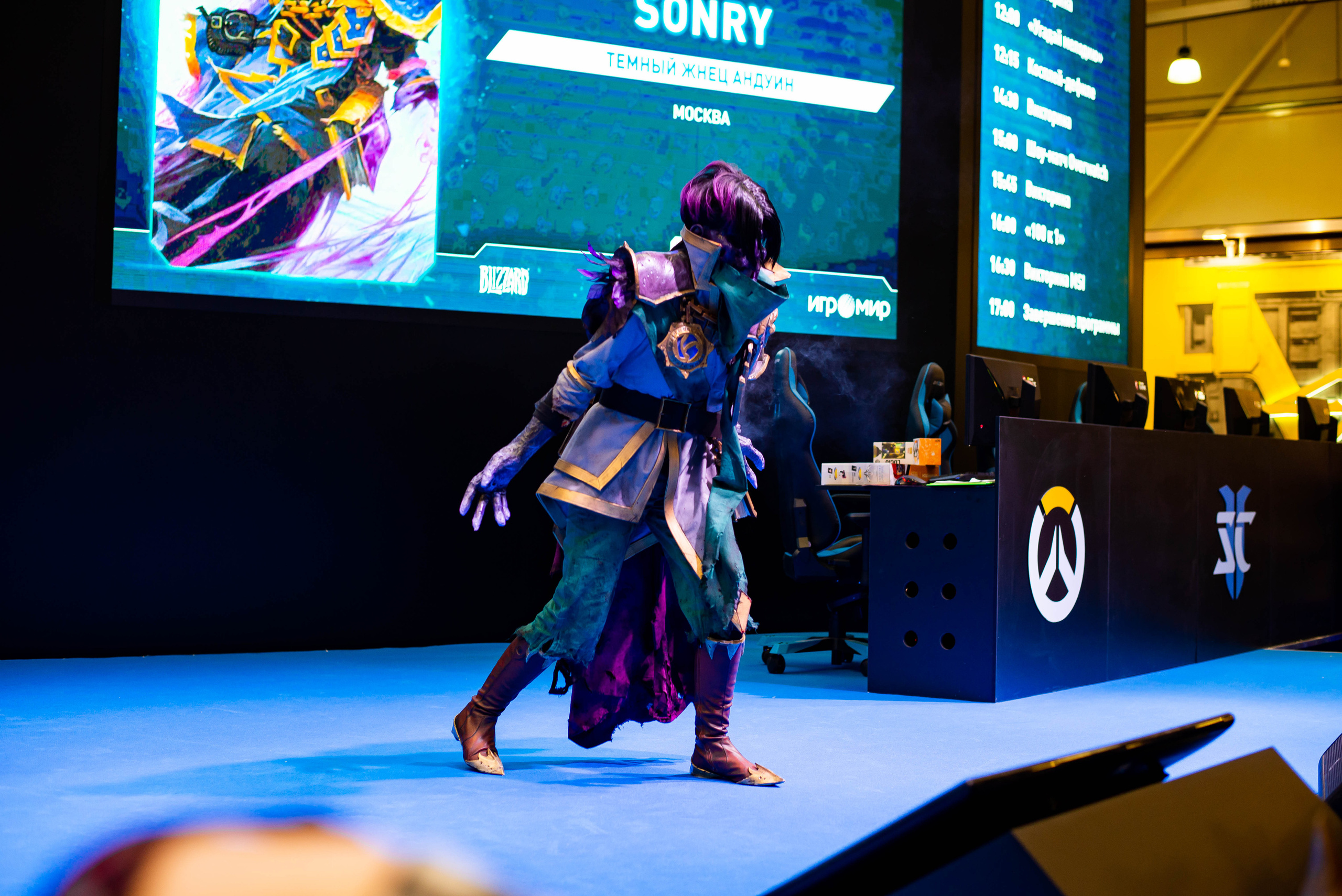 Игромир. Свадебный и семейный фотограф Максим Сорокин