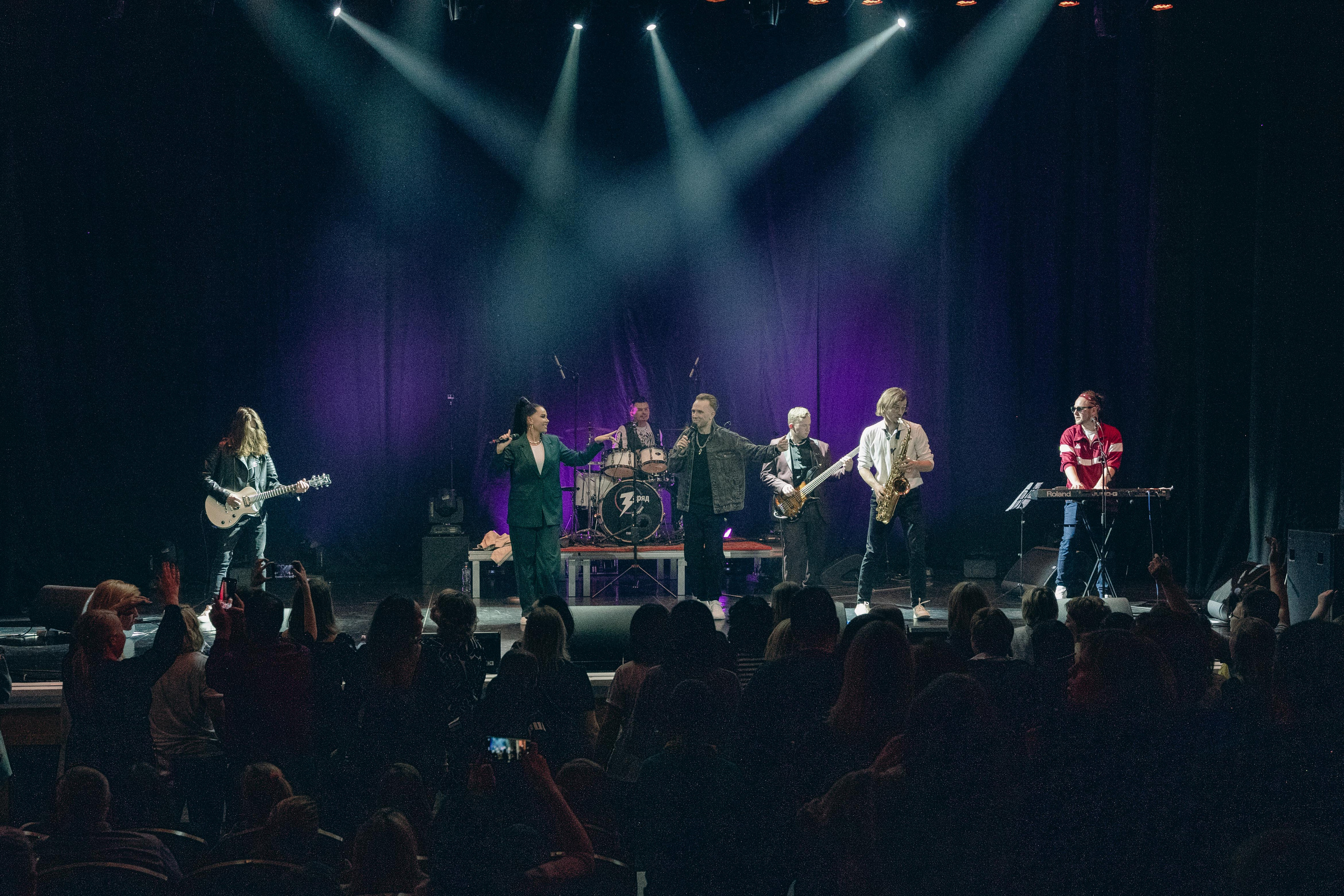 Заряд. Свадебный и семейный фотограф Максим Сорокин