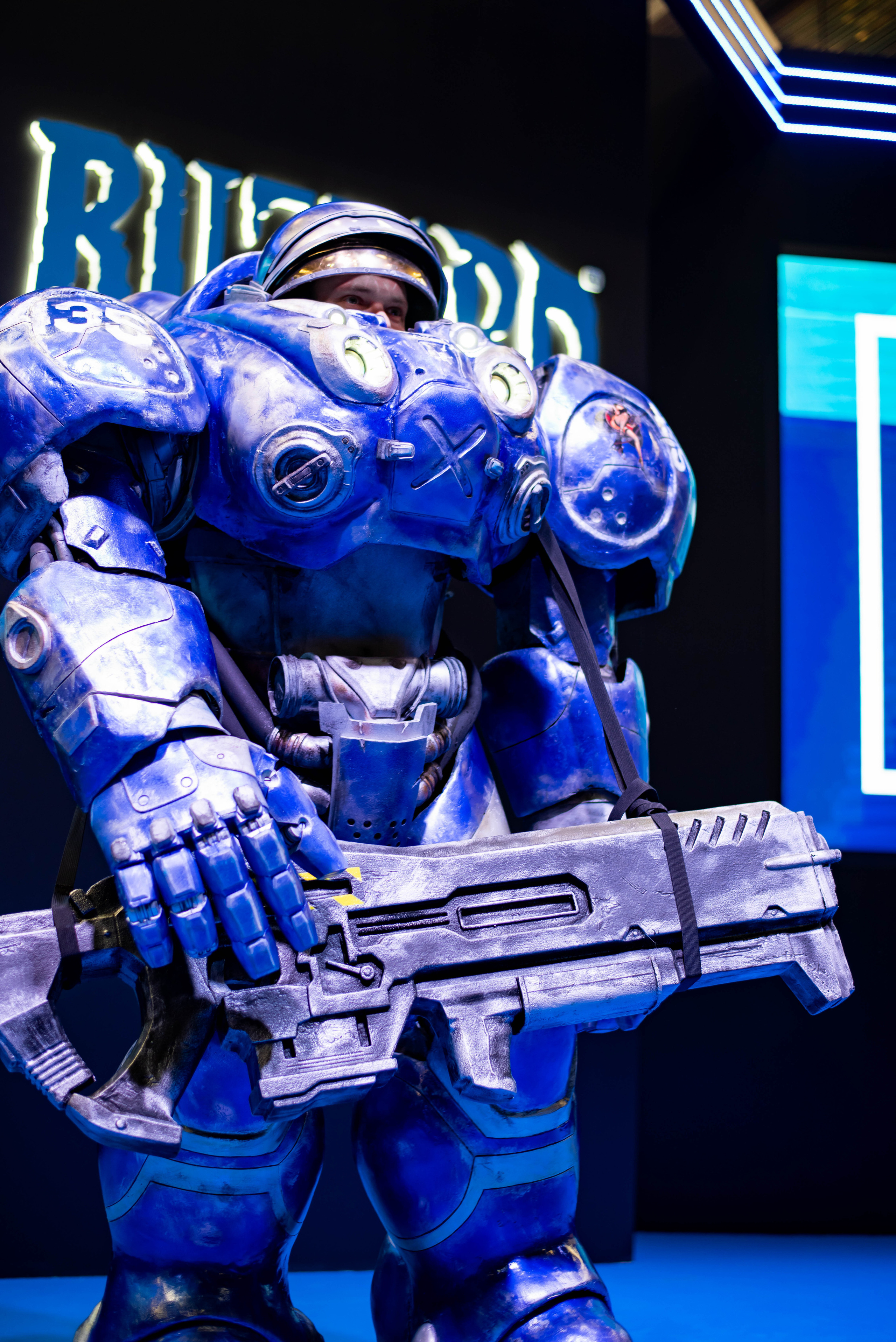 Игромир. Свадебный и семейный фотограф Максим Сорокин