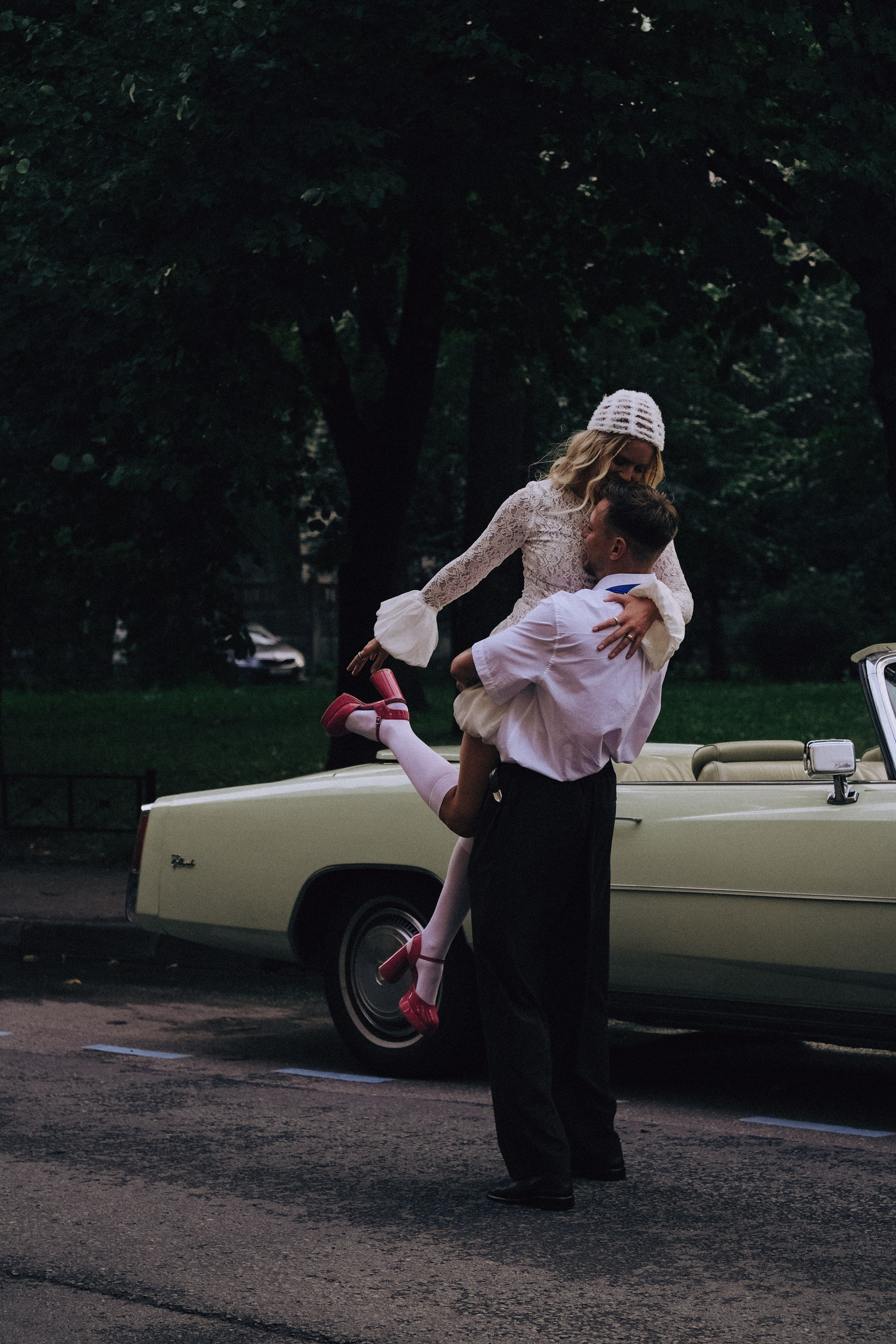 СВАДЕБНАЯ СЬЕМКА С КАБРИОЛЕТОМ В САНТК-ПЕТЕРБУРГЕ НА ПЕТРОГРАДКЕ В ОТЕЛЕ ПАНОРАМИКА. Профессиональный фотограф, Санкт-Петербург — Виктория Богомолова
