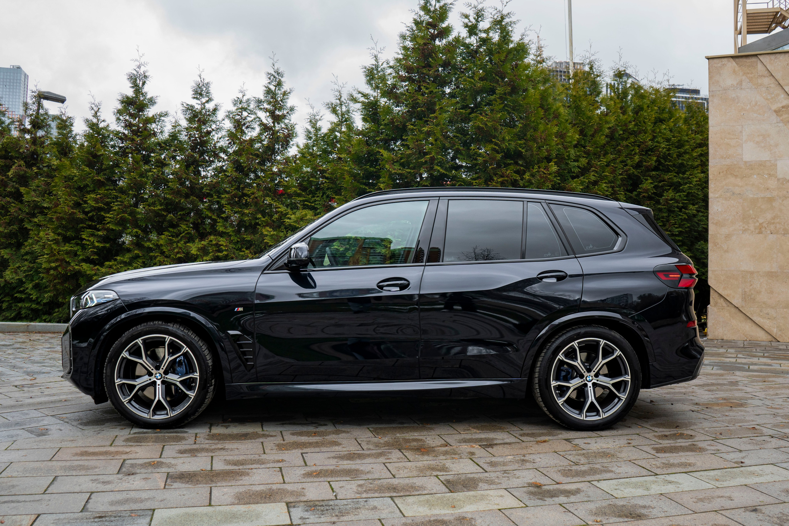 BMW X5. Автомобильный фотограф Ногинск Денис Городок