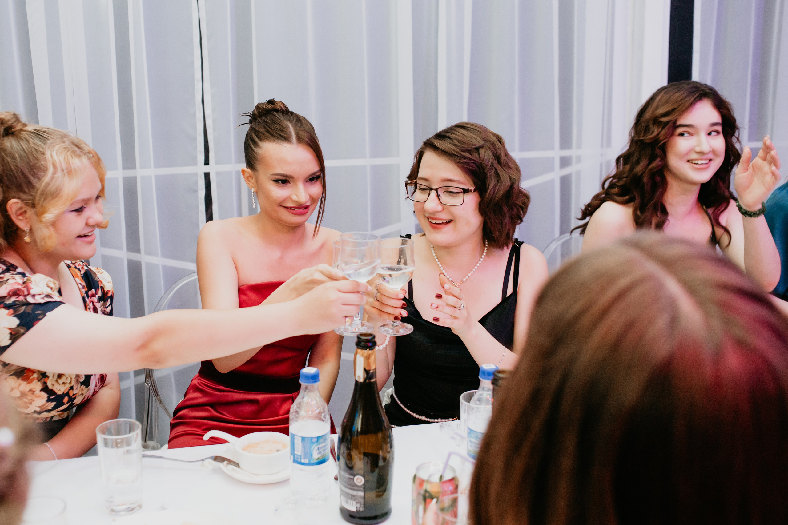 Выпускной 2025 (41 школа) 11 класс. Фотограф в Челябинске Ополихина Анна