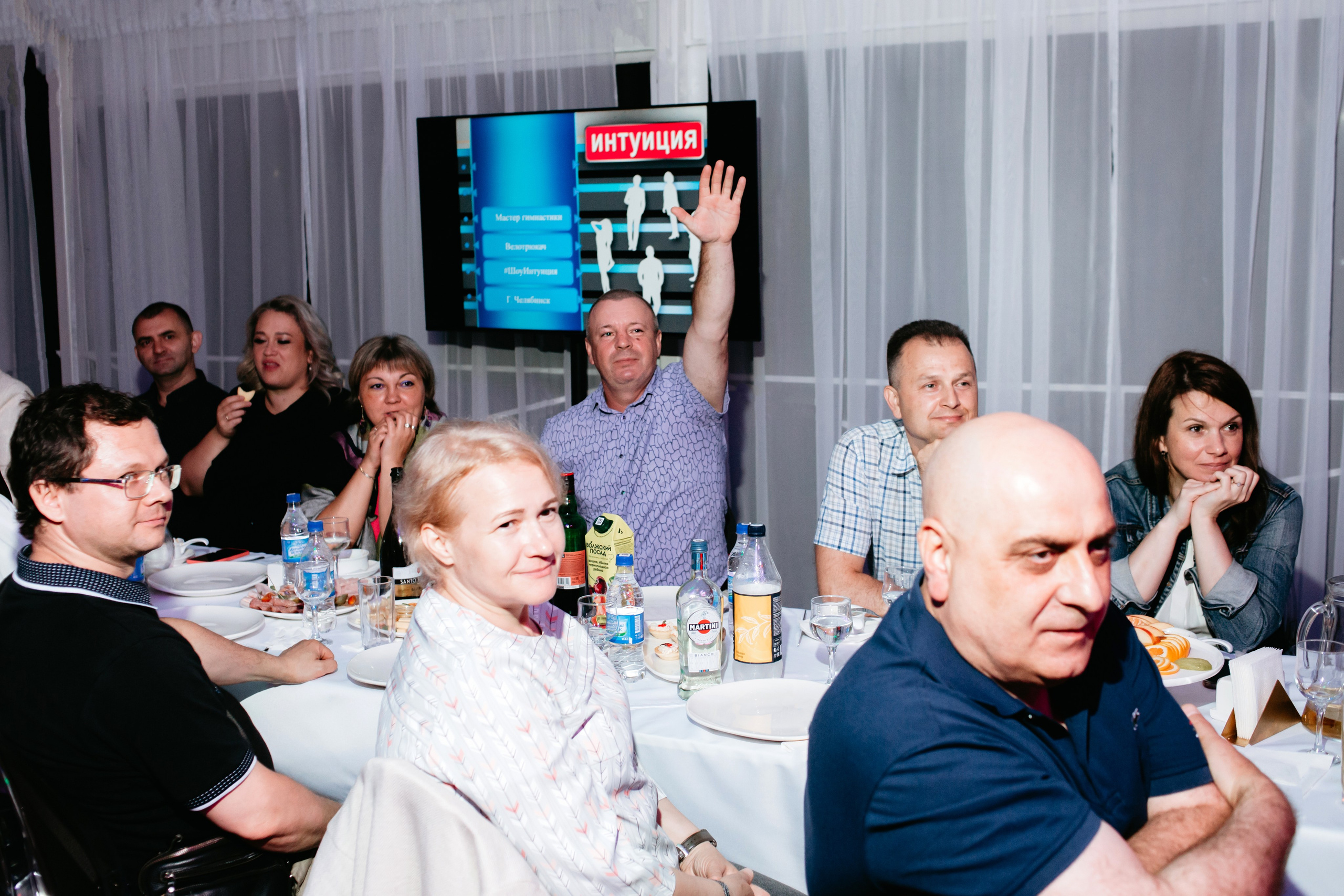 Выпускной 2025 (41 школа) 11 класс. Фотограф в Челябинске Ополихина Анна