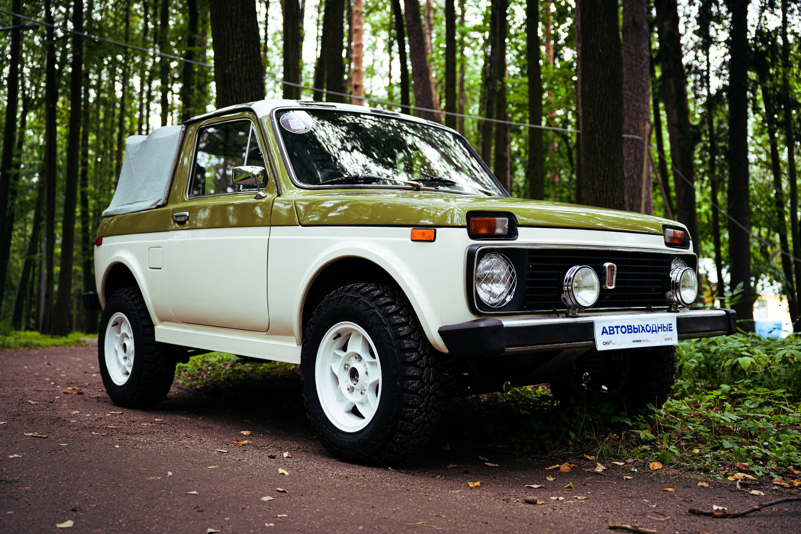 Автовыходные 2025. Автомобильный фотограф в Москве Дмитрий Глазков