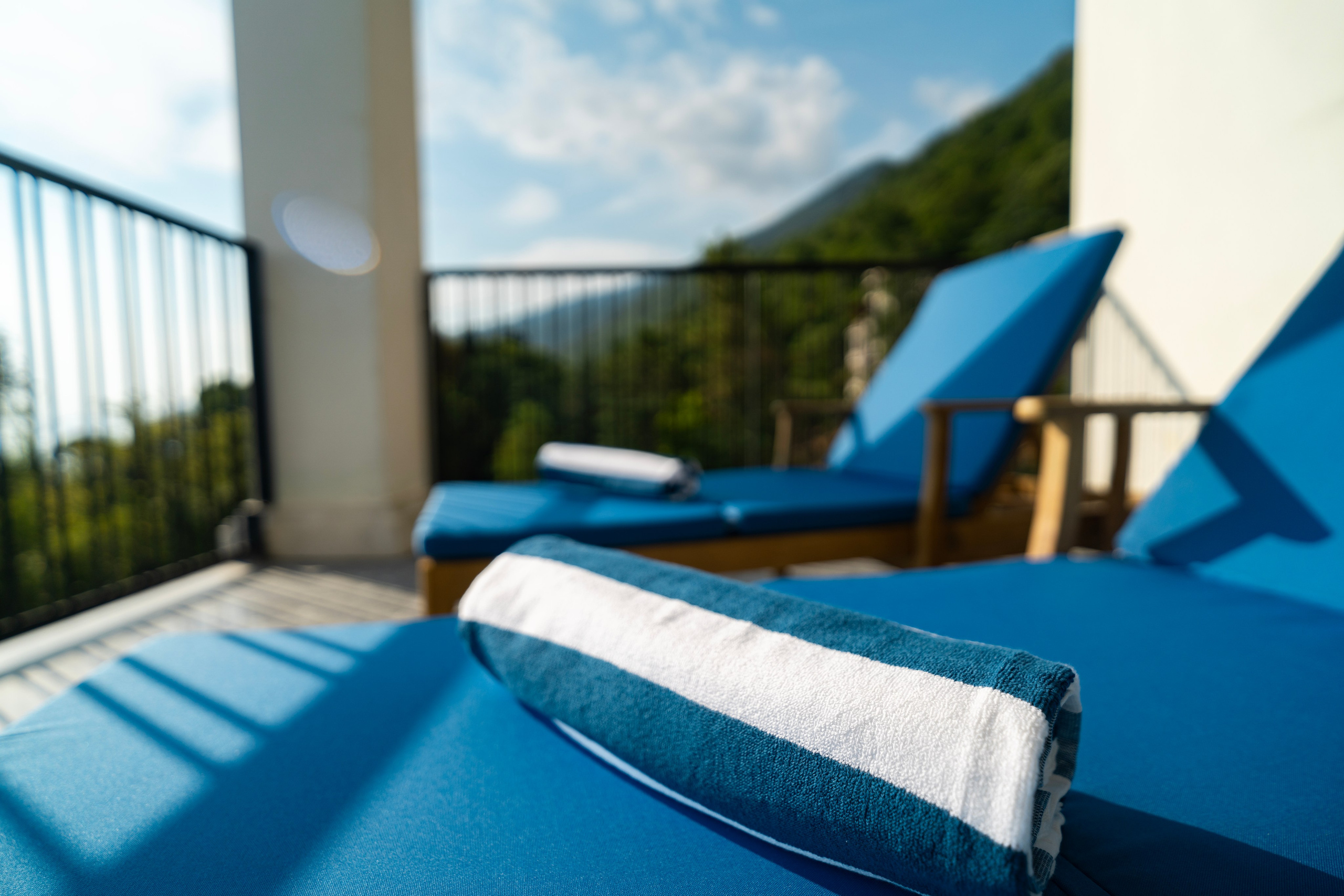 Отель Юпшара. Главная