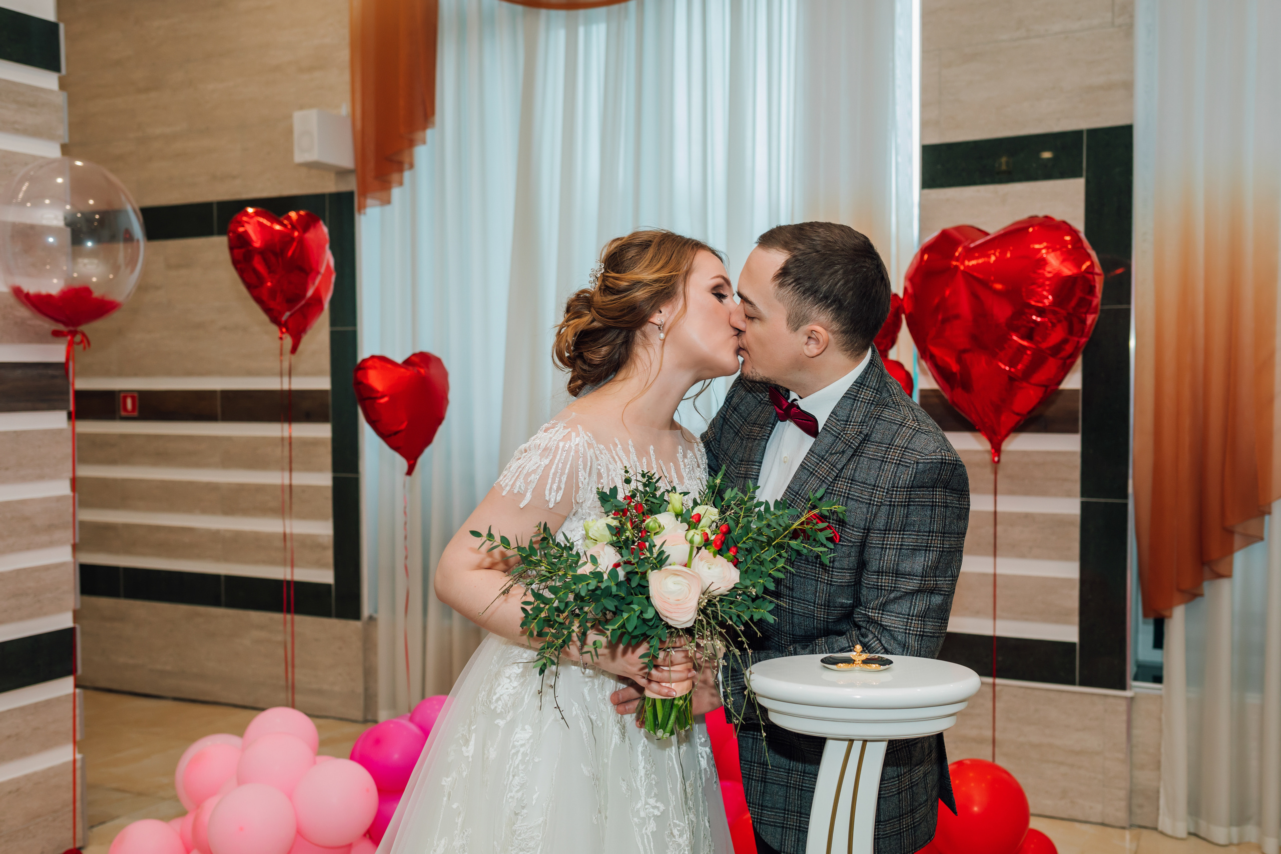 Катя и Саша. Отель Милан. Свадебный и семейный фотограф в Москве Евгения Лисина