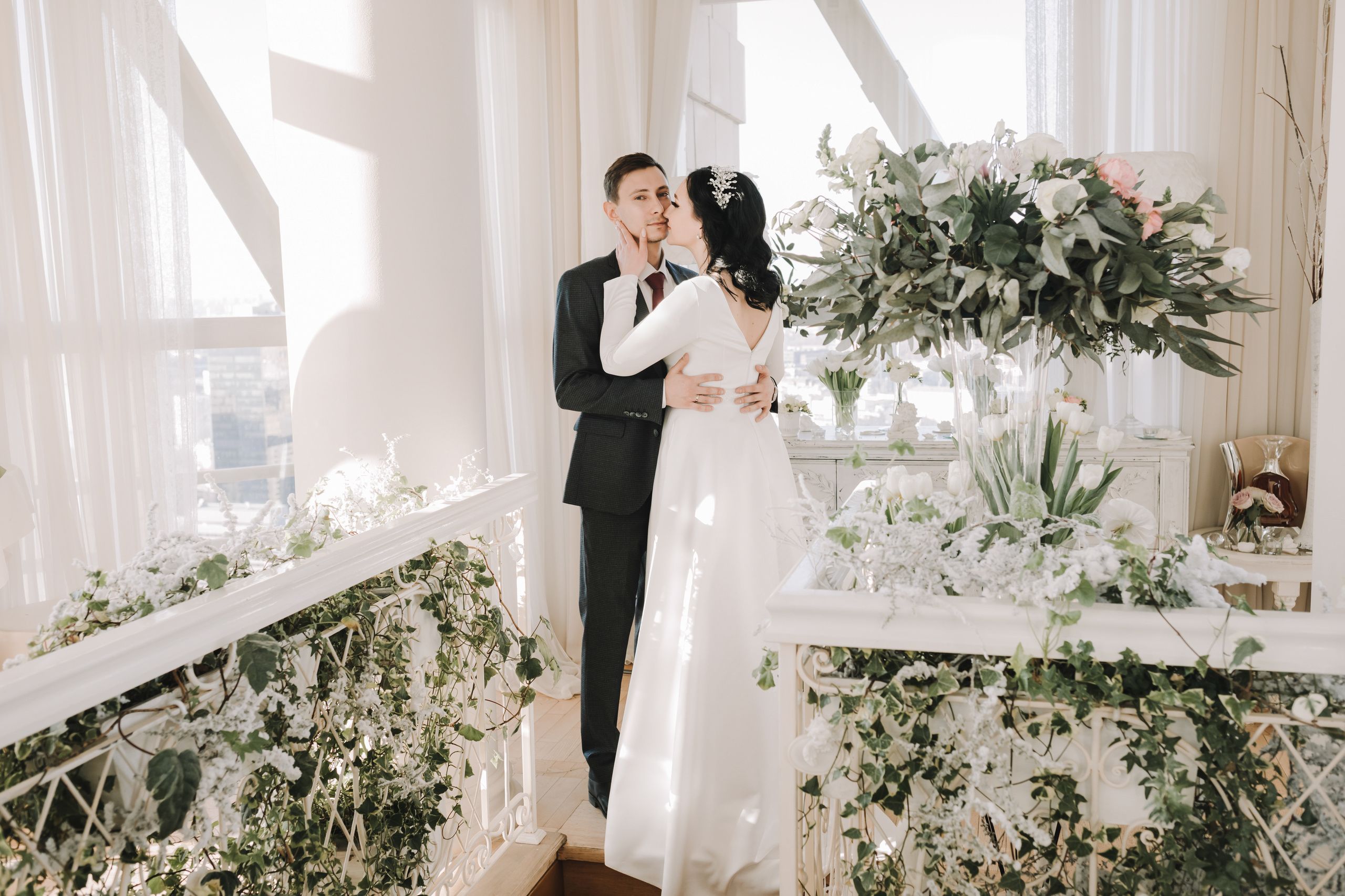 Вероника и Юра. Гостиница Украина. Свадебный и семейный фотограф в Москве Евгения Лисина