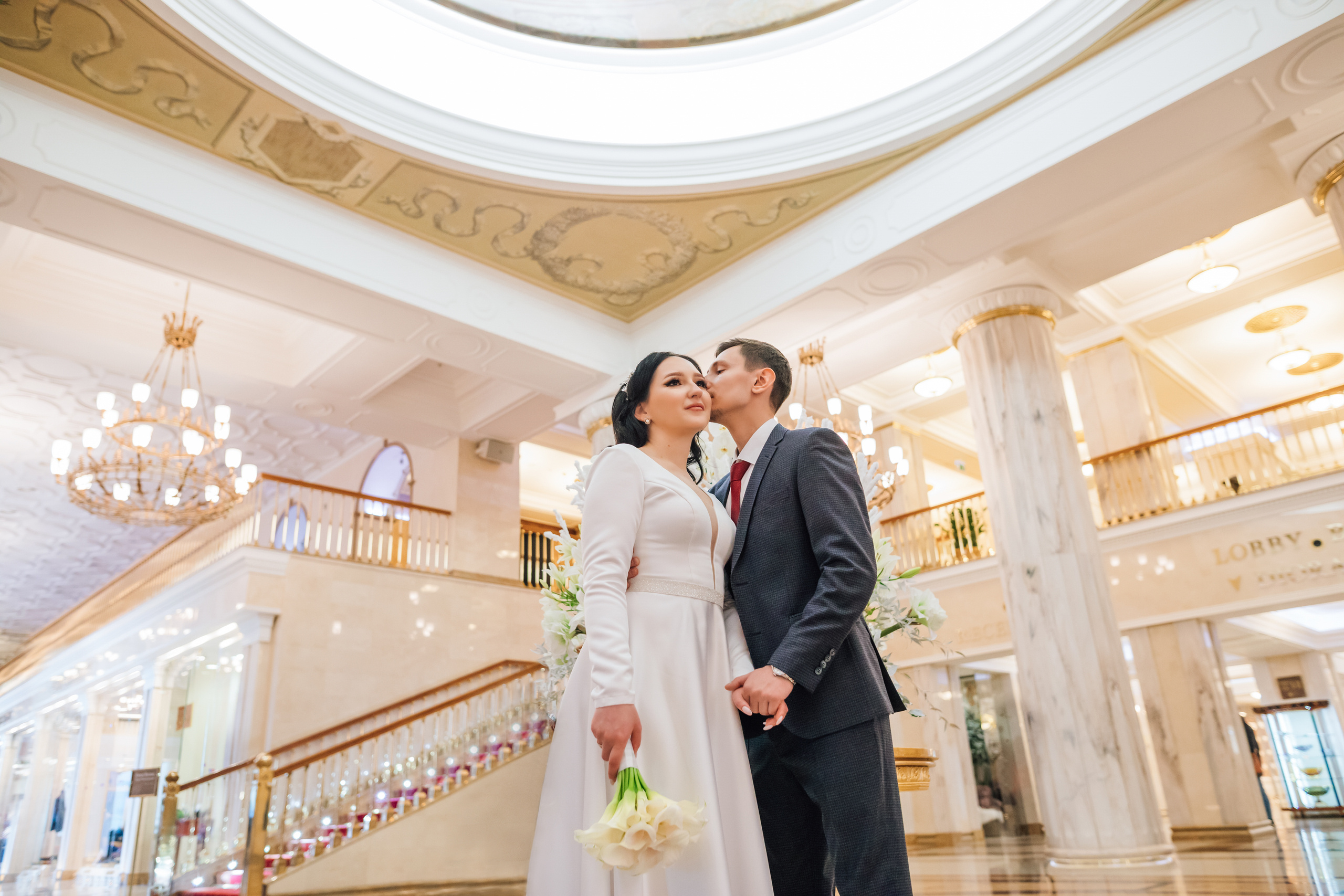 Вероника и Юра. Гостиница Украина. Свадебный и семейный фотограф в Москве Евгения Лисина
