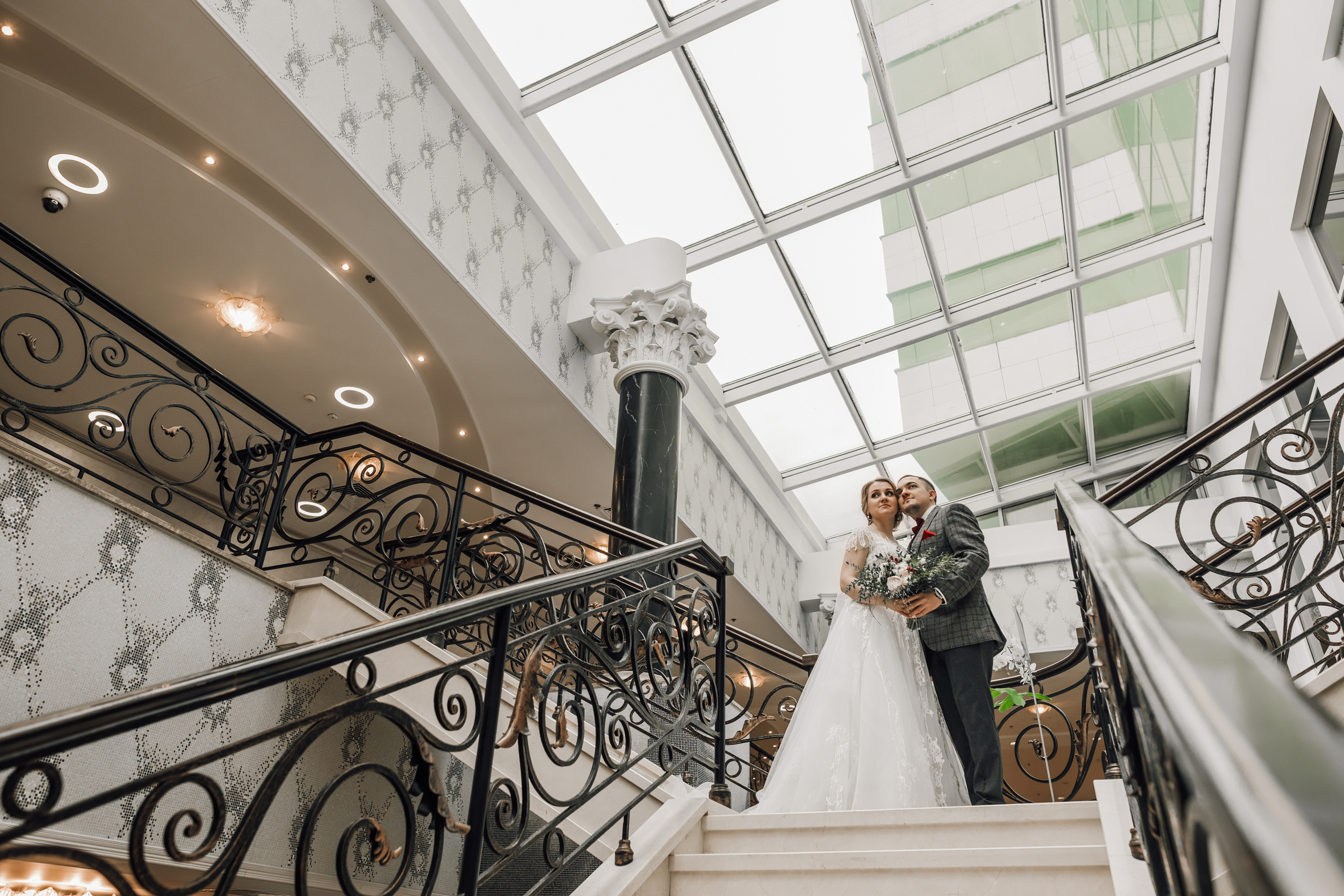 Катя и Саша. Отель Милан. Свадебный и семейный фотограф в Москве Евгения Лисина