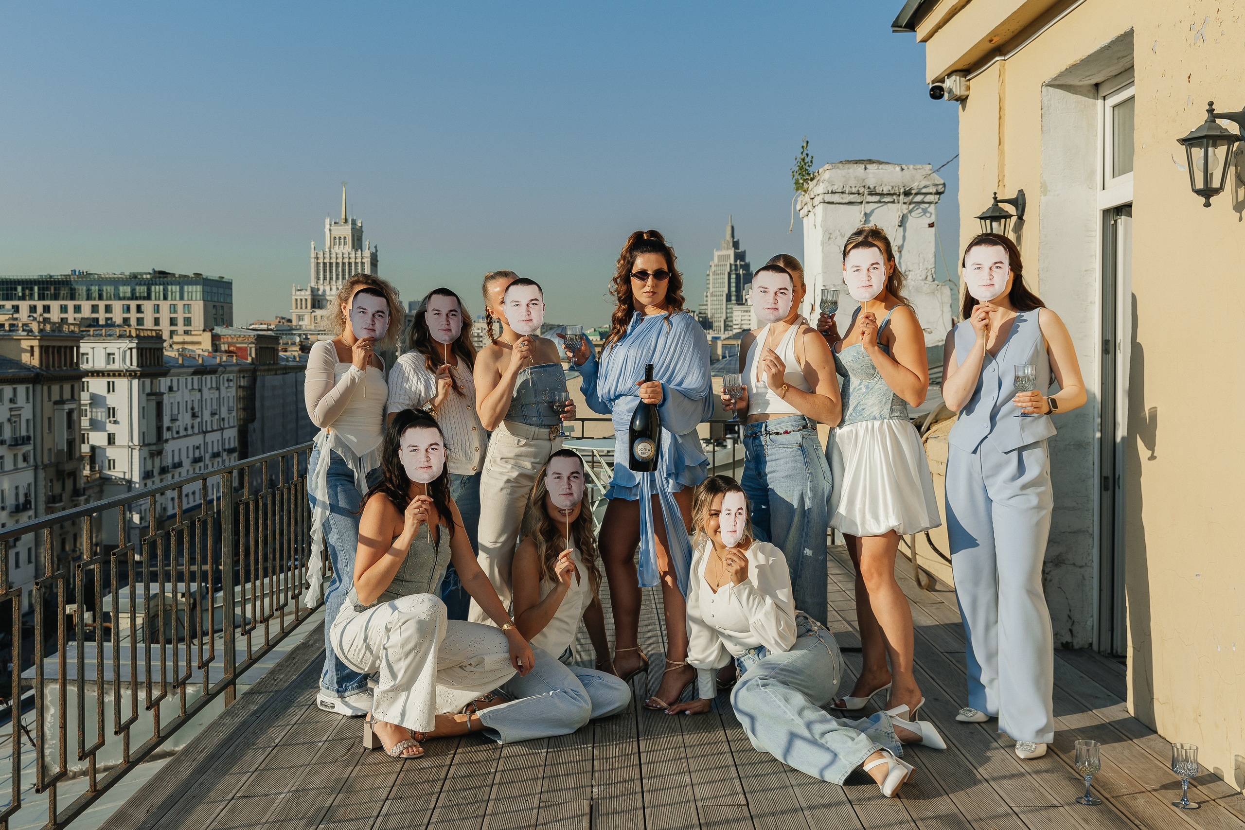 Девичник в Jam в голубом цвете. Фотограф Москва, Балашиха, МО. Свадьбы, репортажи, контент, портреты