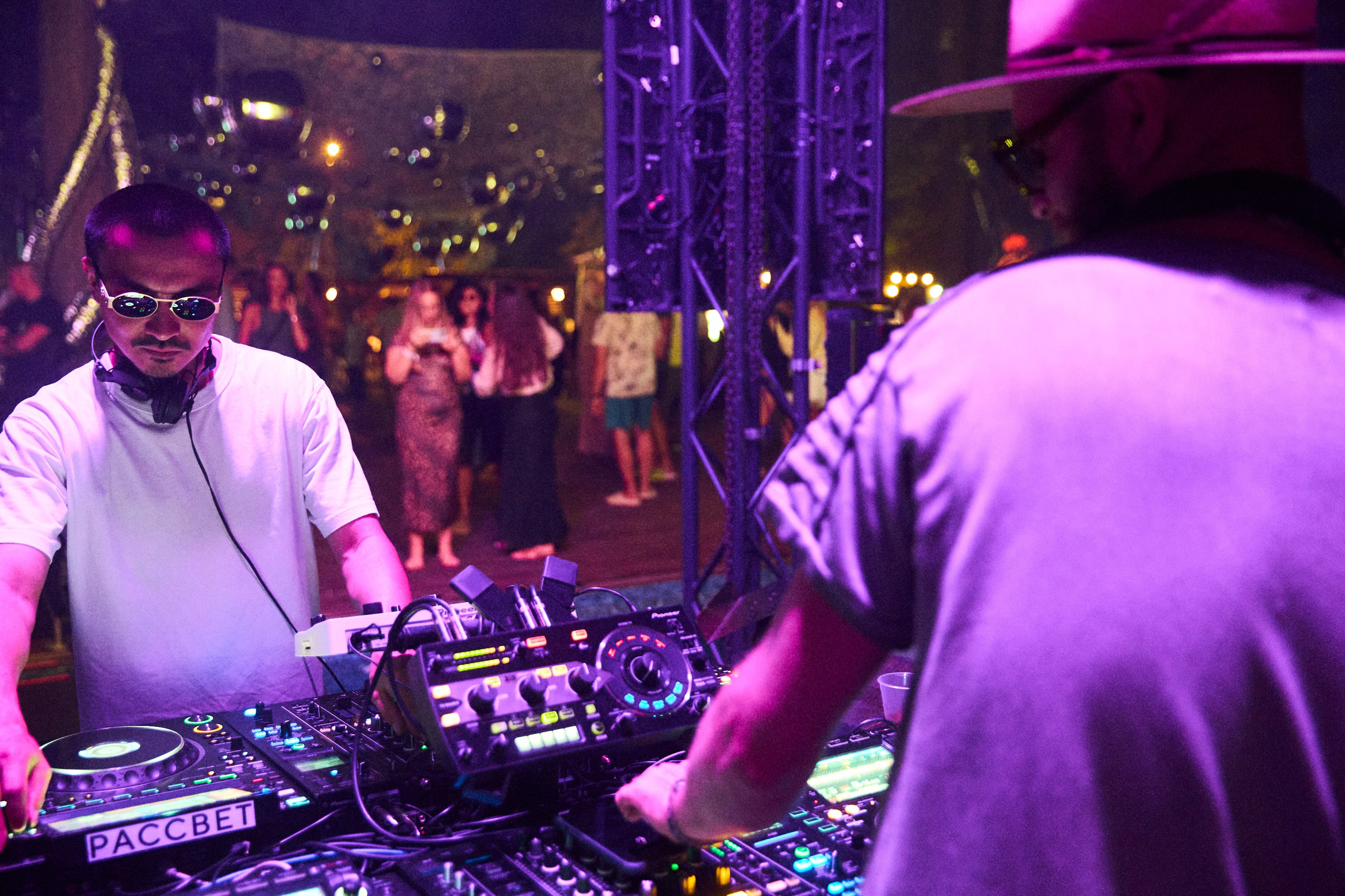 FACE2FACE. Фотограф Максим Маркелов