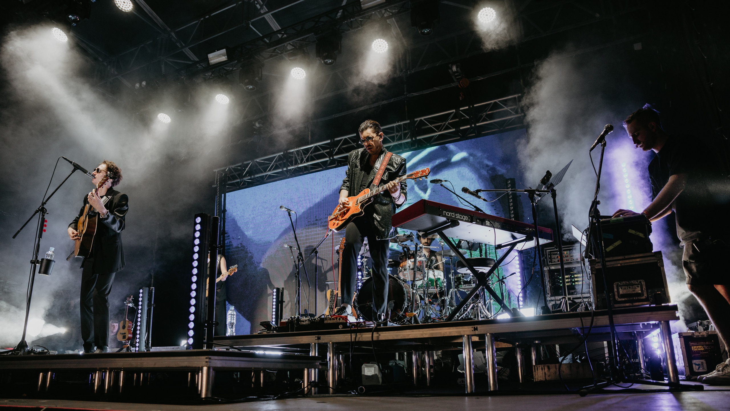 Концерты. Меня зовут Стас Барыкин, я фотограф. Живу и работаю в Ростове-на-Дону