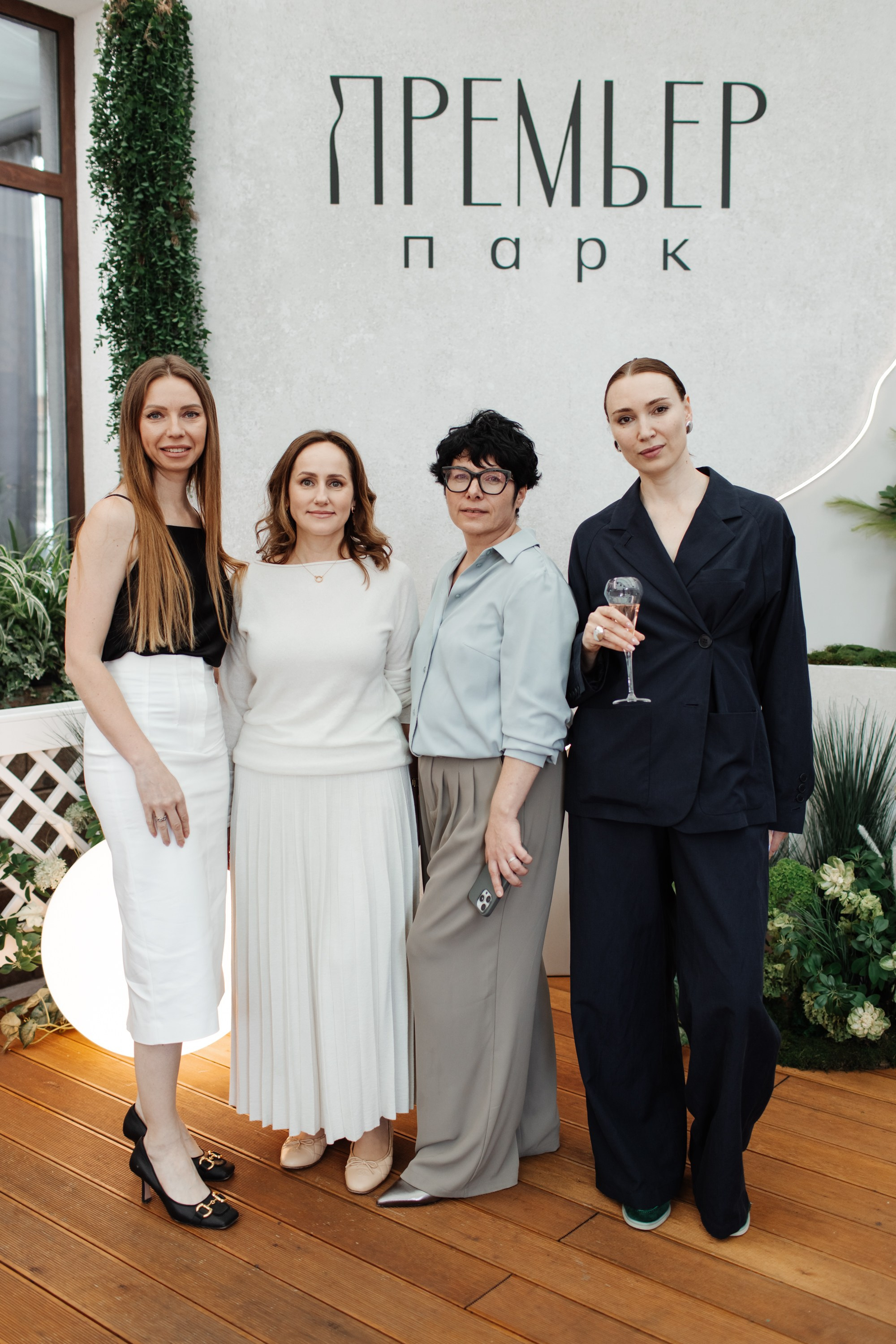 ГК «Стройальянс» Презентация ЖК «Премьер парк». Команда фотографов