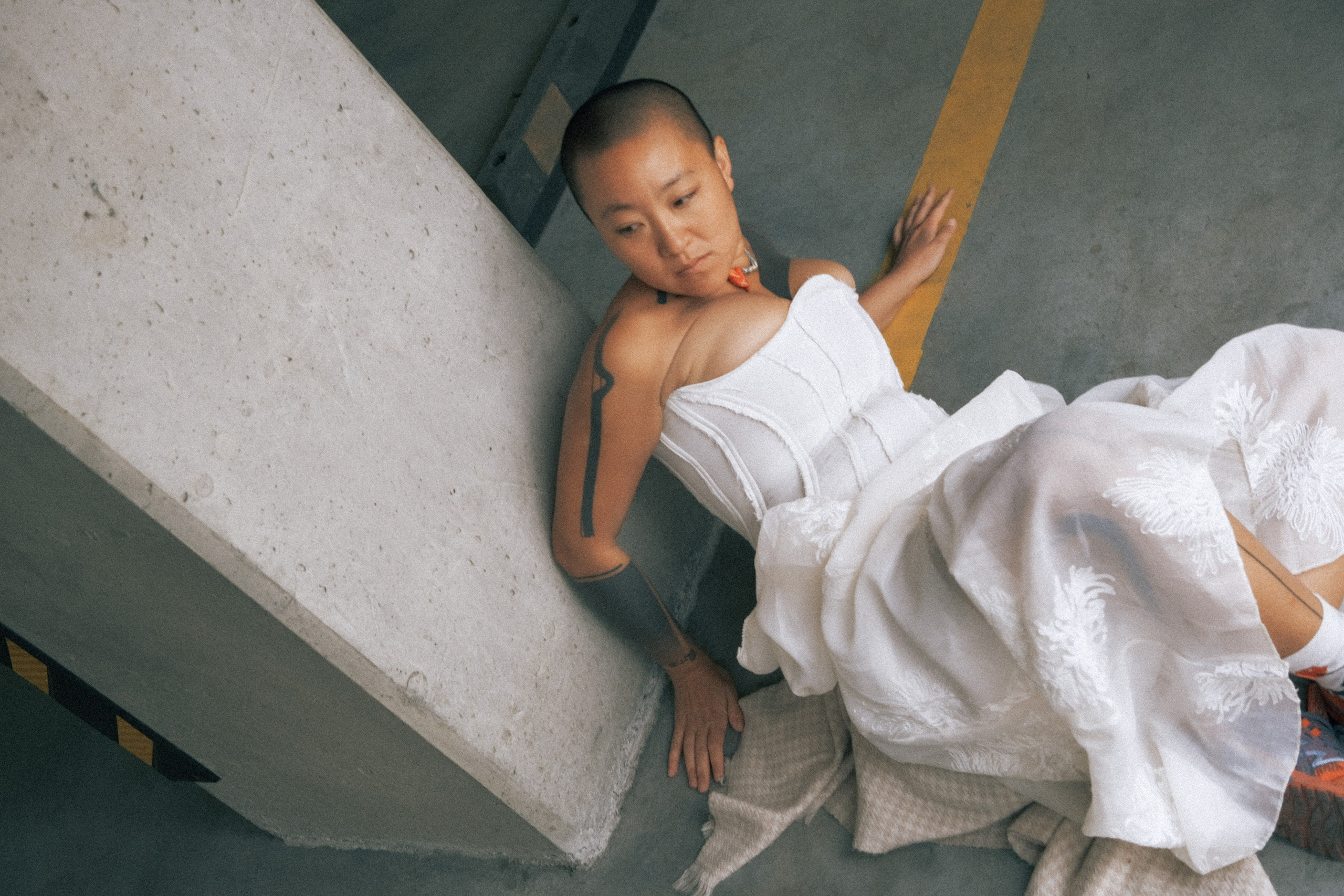 Tibetan girl. Photographer Tbilisi