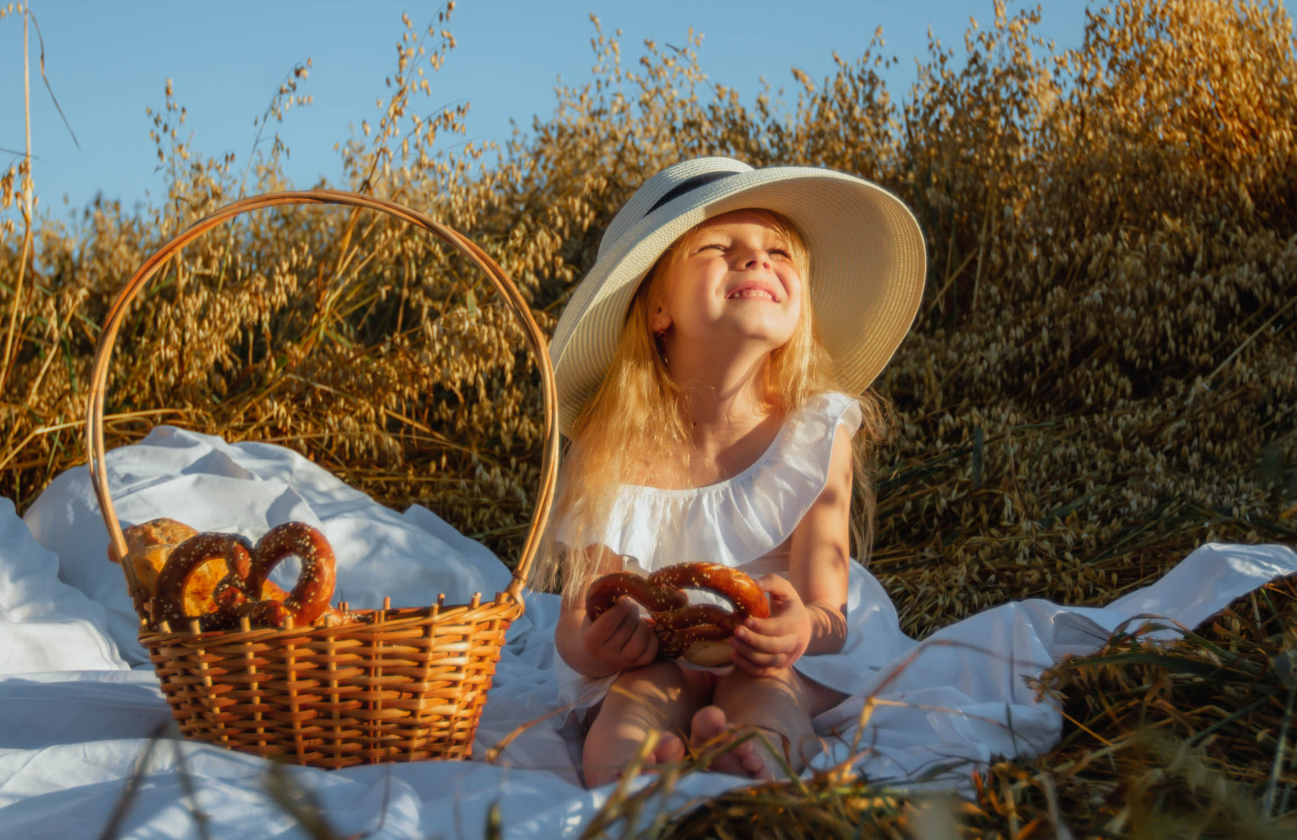 В Поле. Колесникова Татьяна. Фотограф новорожденных Щёлково, Москва, Королев