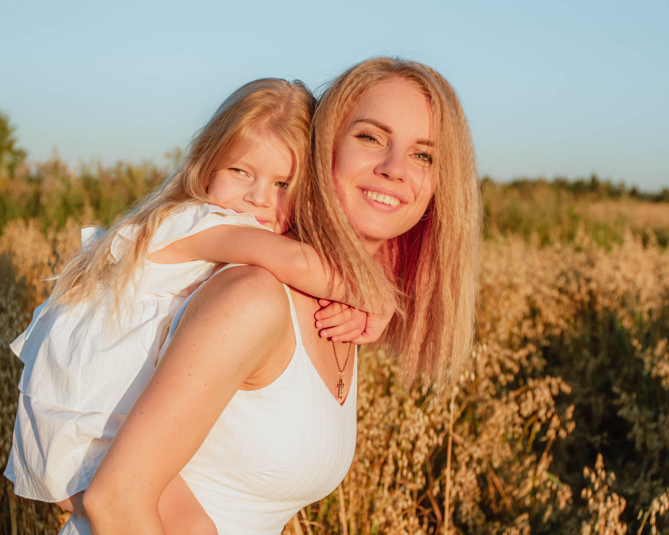 В Поле. Колесникова Татьяна. Фотограф новорожденных Щёлково, Москва, Королев
