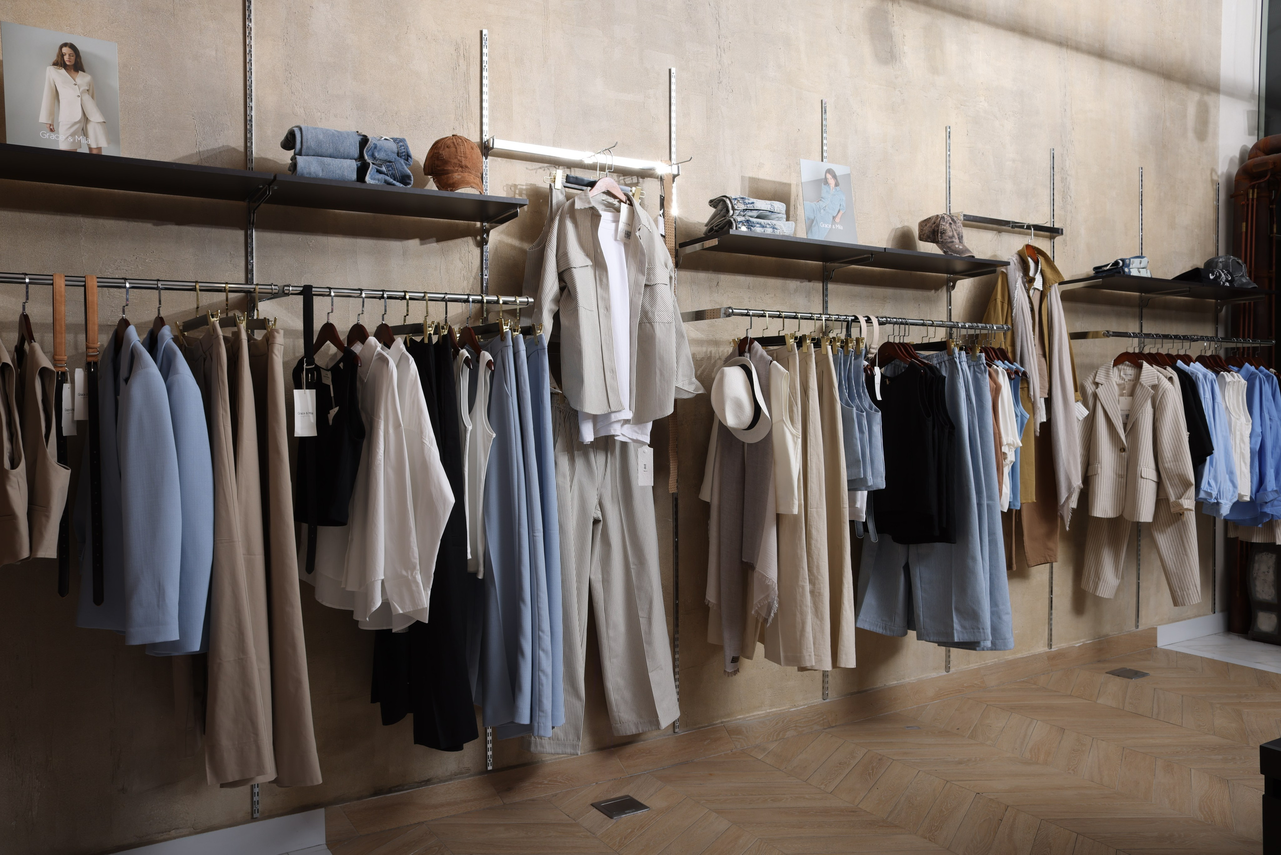 ID 24_04. Joseph Anton