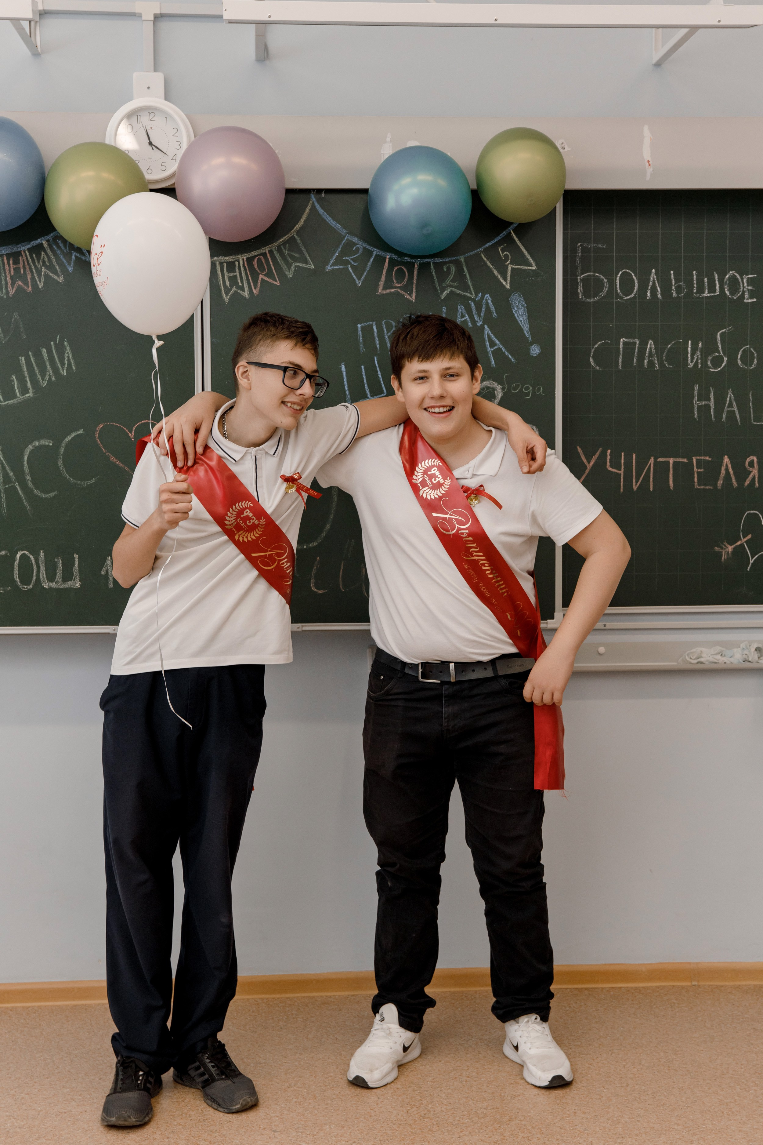 Школа 107 г. Краснодар. Выпускные альбомы в Краснодарском крае