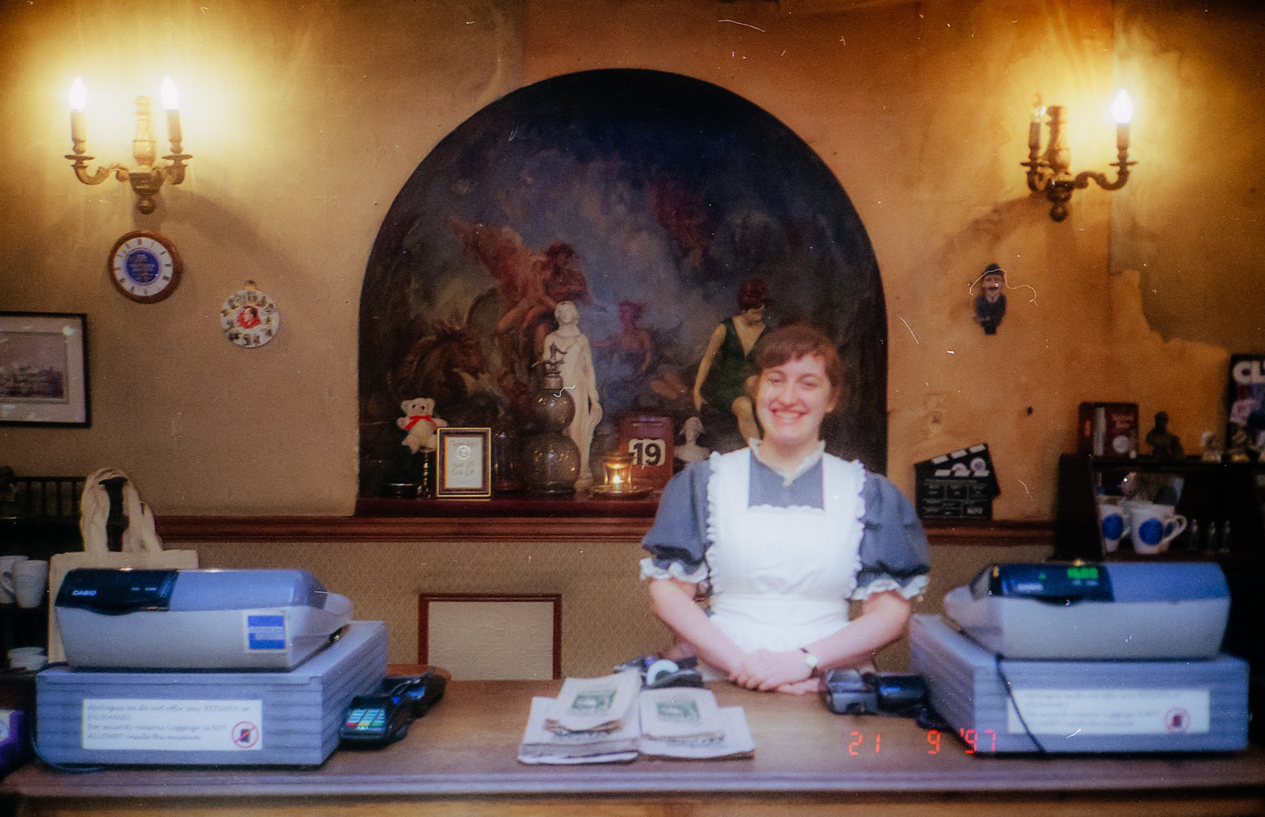 Analogue london. Iraogo