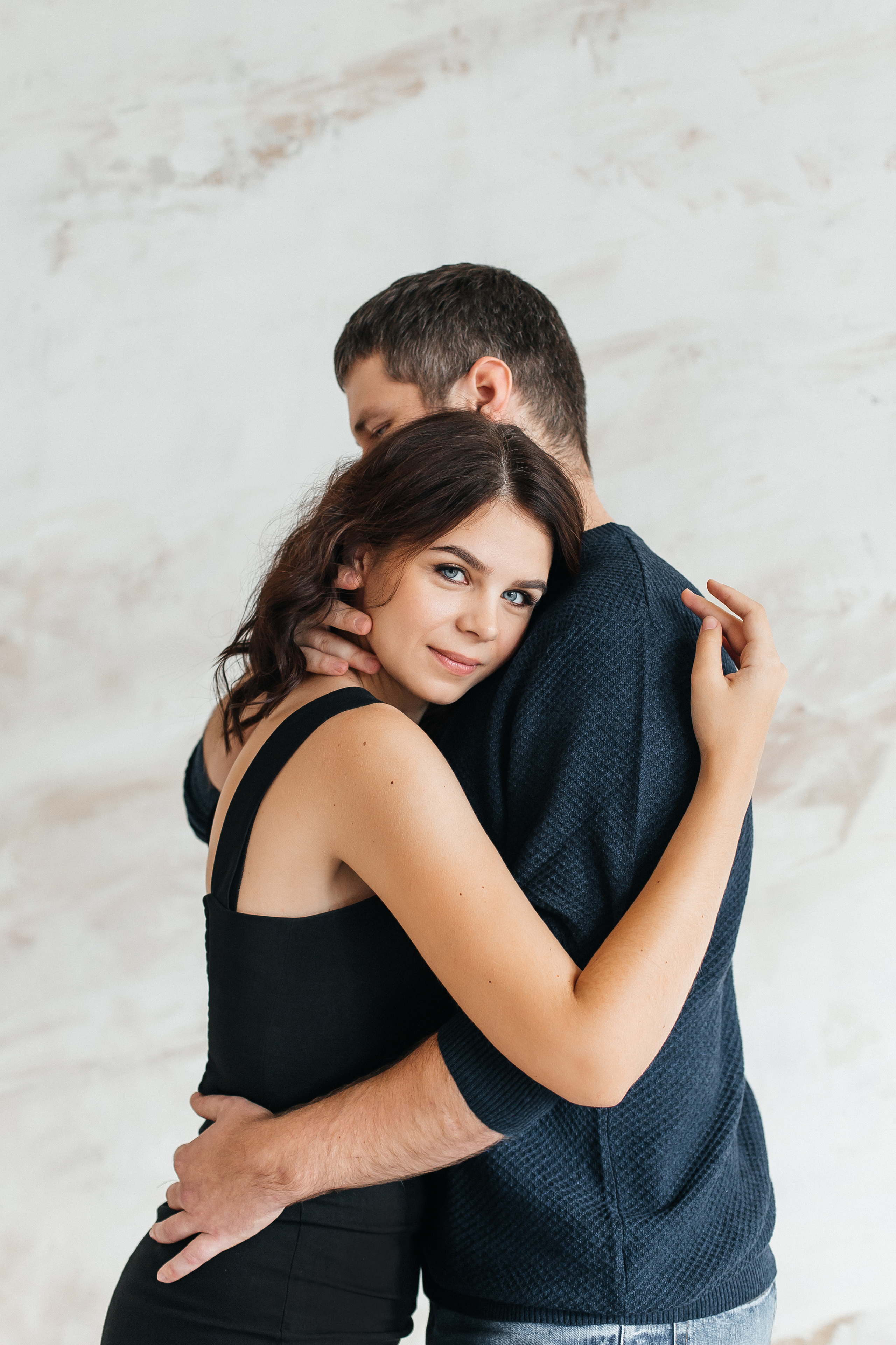 Анонс Love story. Артем и Нина. Фотограф в Красноярске Оксана Мазун