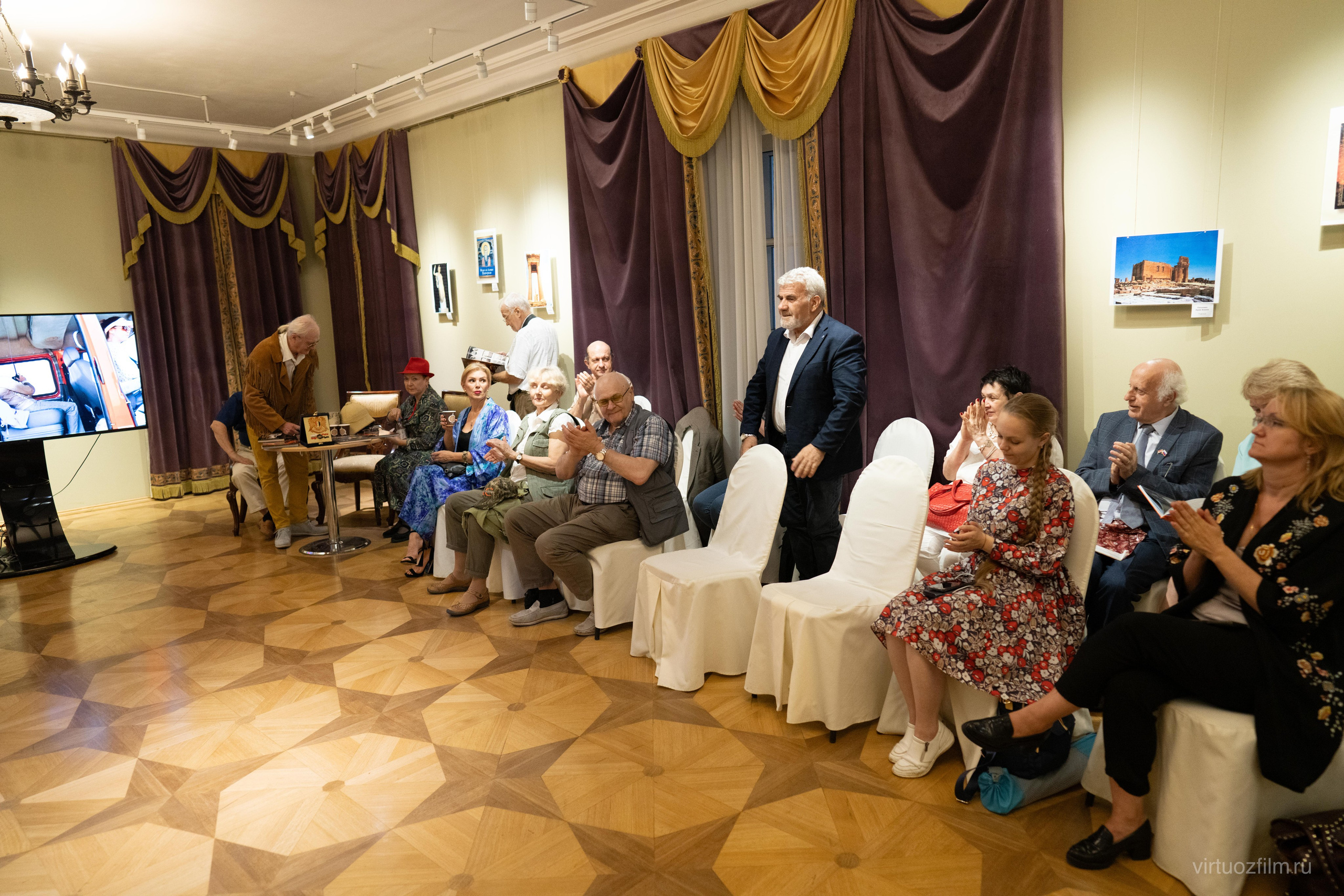 Встреча с писателем и путешественником Андрэ Ролланом