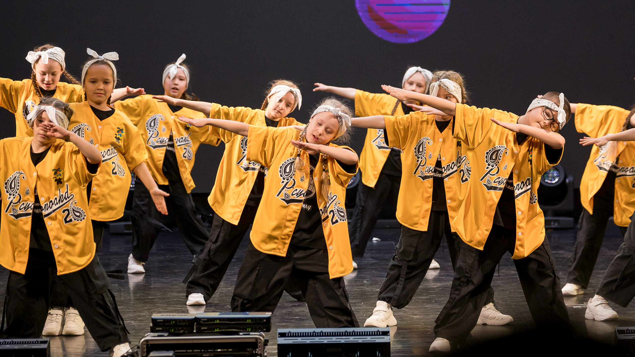 Живи танцуя 17 мая. Репортажный фотограф в Казани Павел Серпокрылов