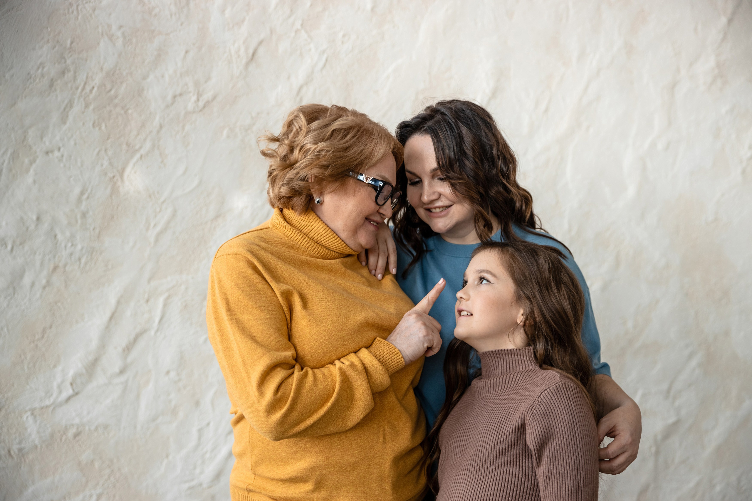 Ксюша с семьёй. Татьяна Мирзоян