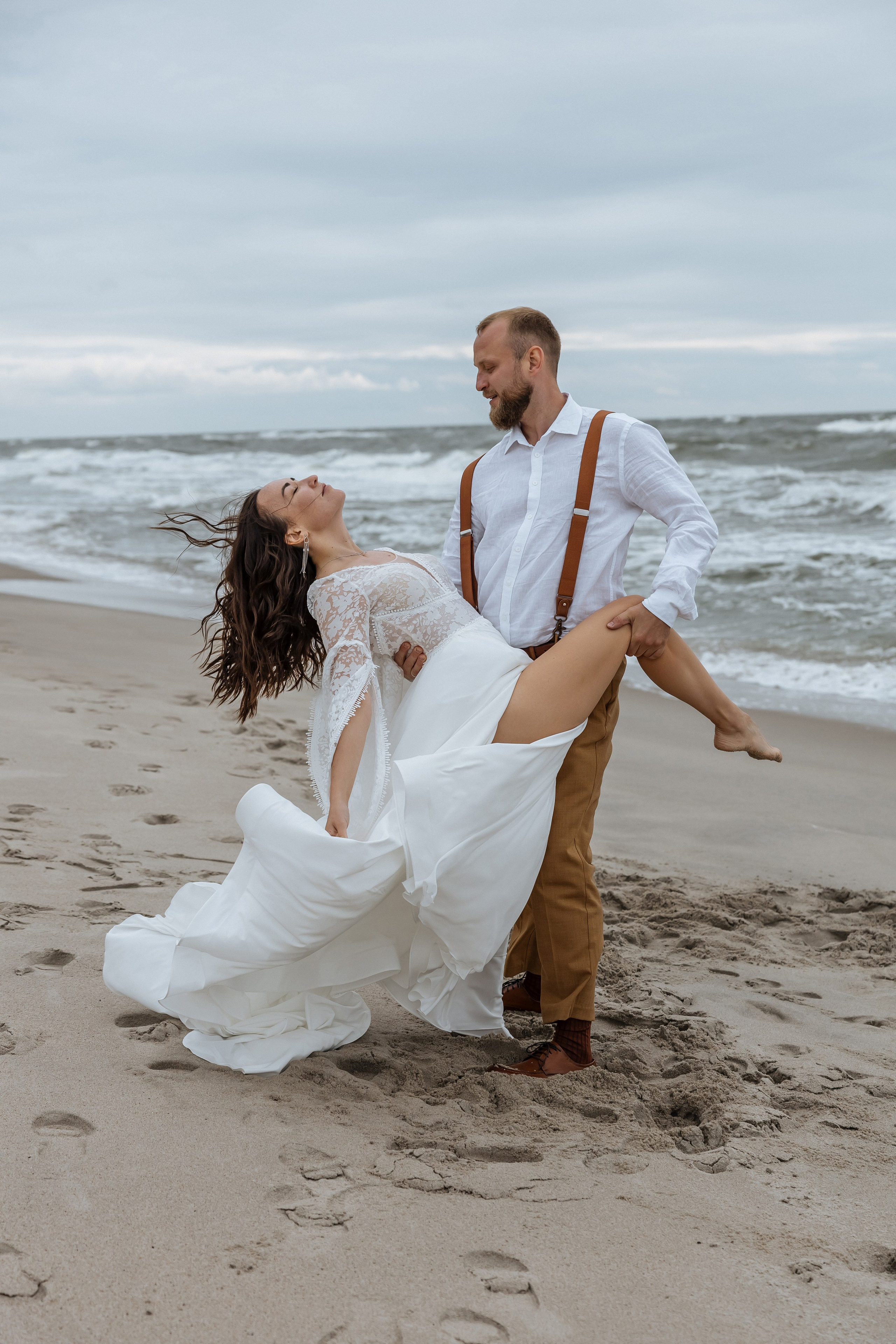 Свадебная съемка на море. Свадебный фотограф  Калининград | Москва