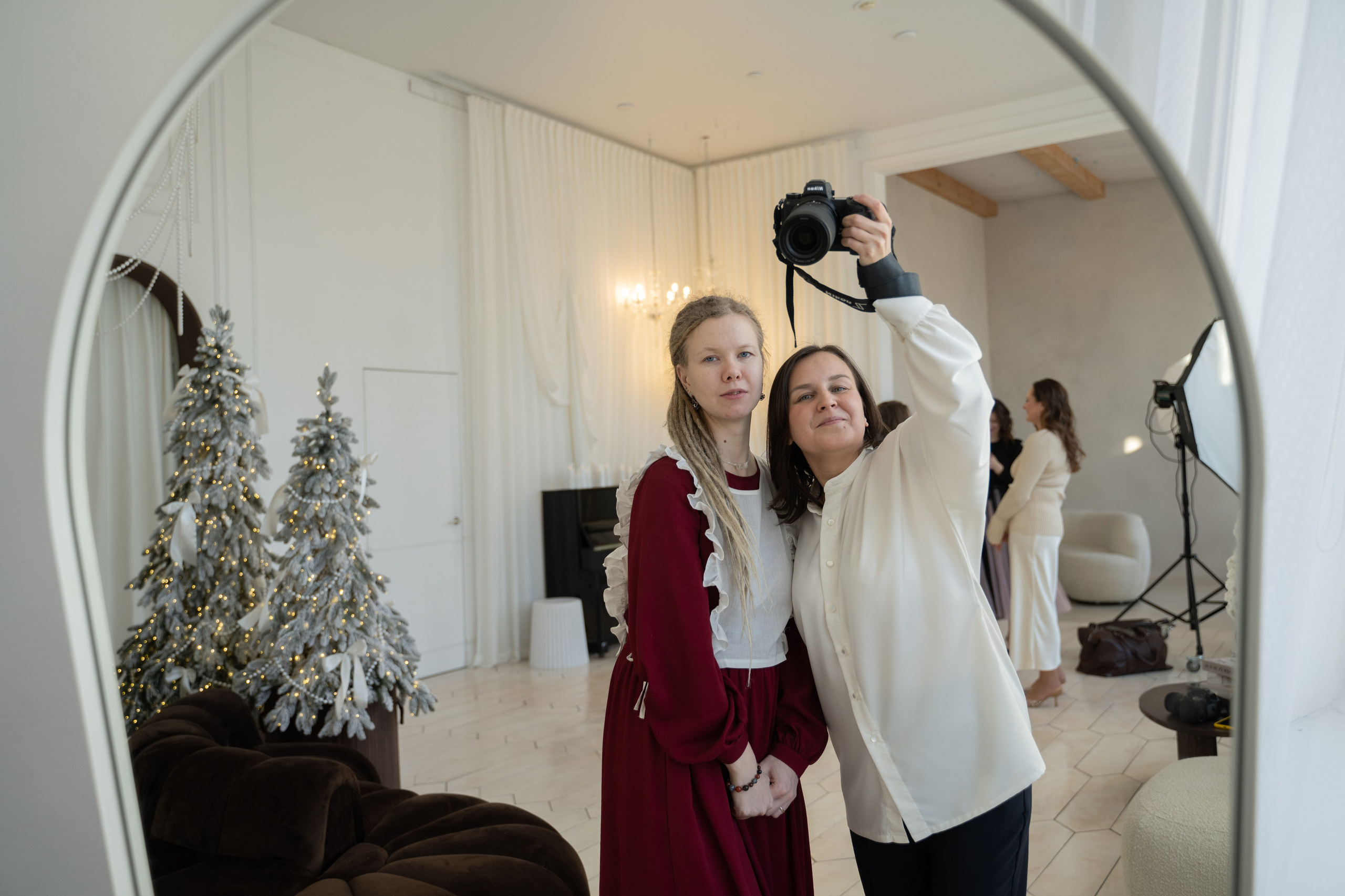 Новогодний девичник в Екатеринбурге: фотосессия 21 декабря в студии «Когда Вместе». Фотограф в Екатеринбурге | Портреты, семейные съемки, лайфстайл