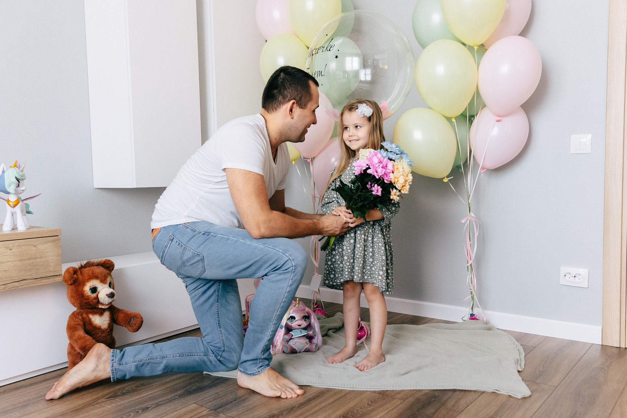 Фотограф на детский день рождения. Репортажная фотосъемка праздников и мероприятий в Санкт-Петербурге