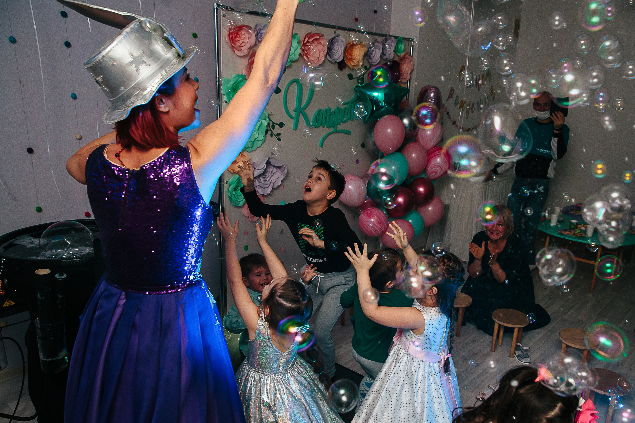 Фотограф на детский день рождения. Репортажная фотосъемка праздников и мероприятий в Санкт-Петербурге