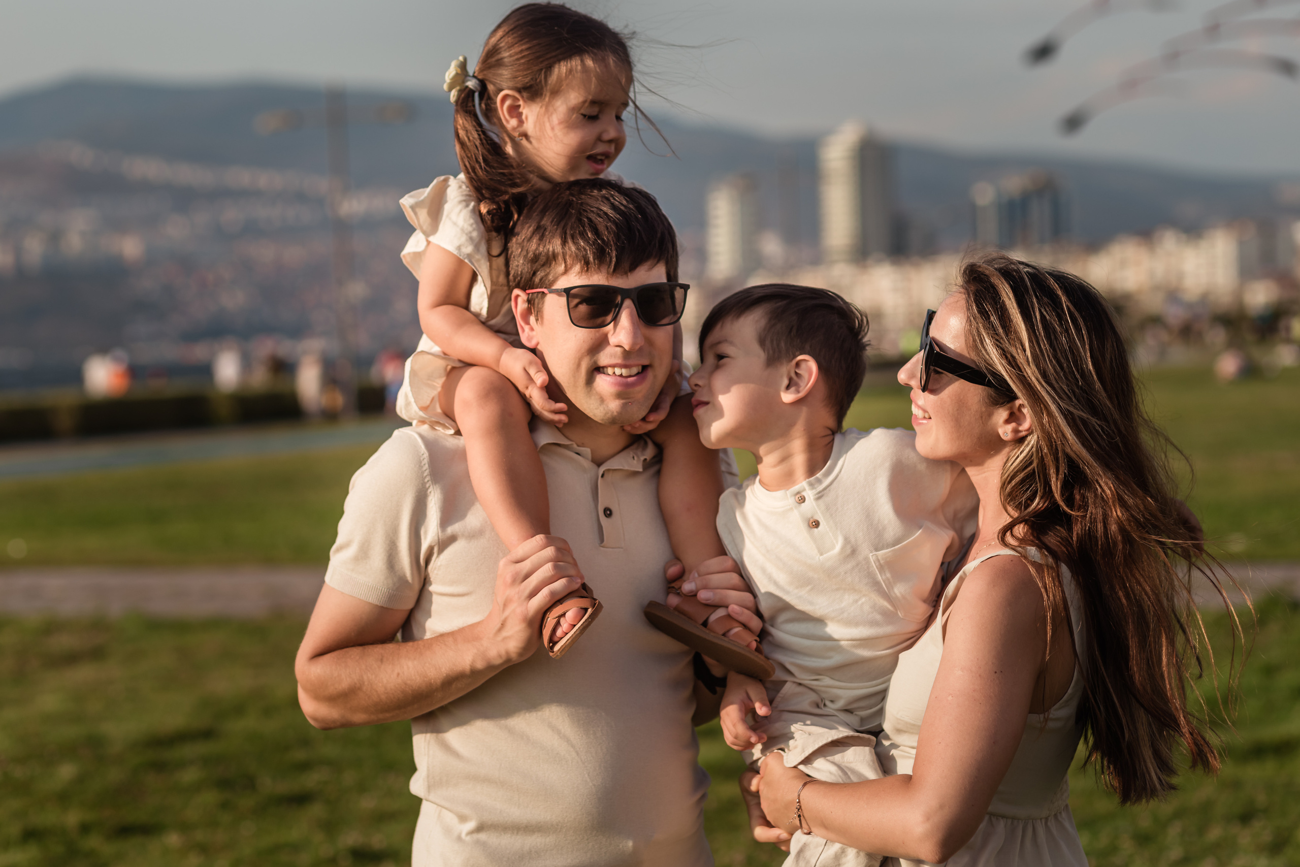 Family walk in Izmir. Professional family and children’s photographer in Izmir Irina Eron