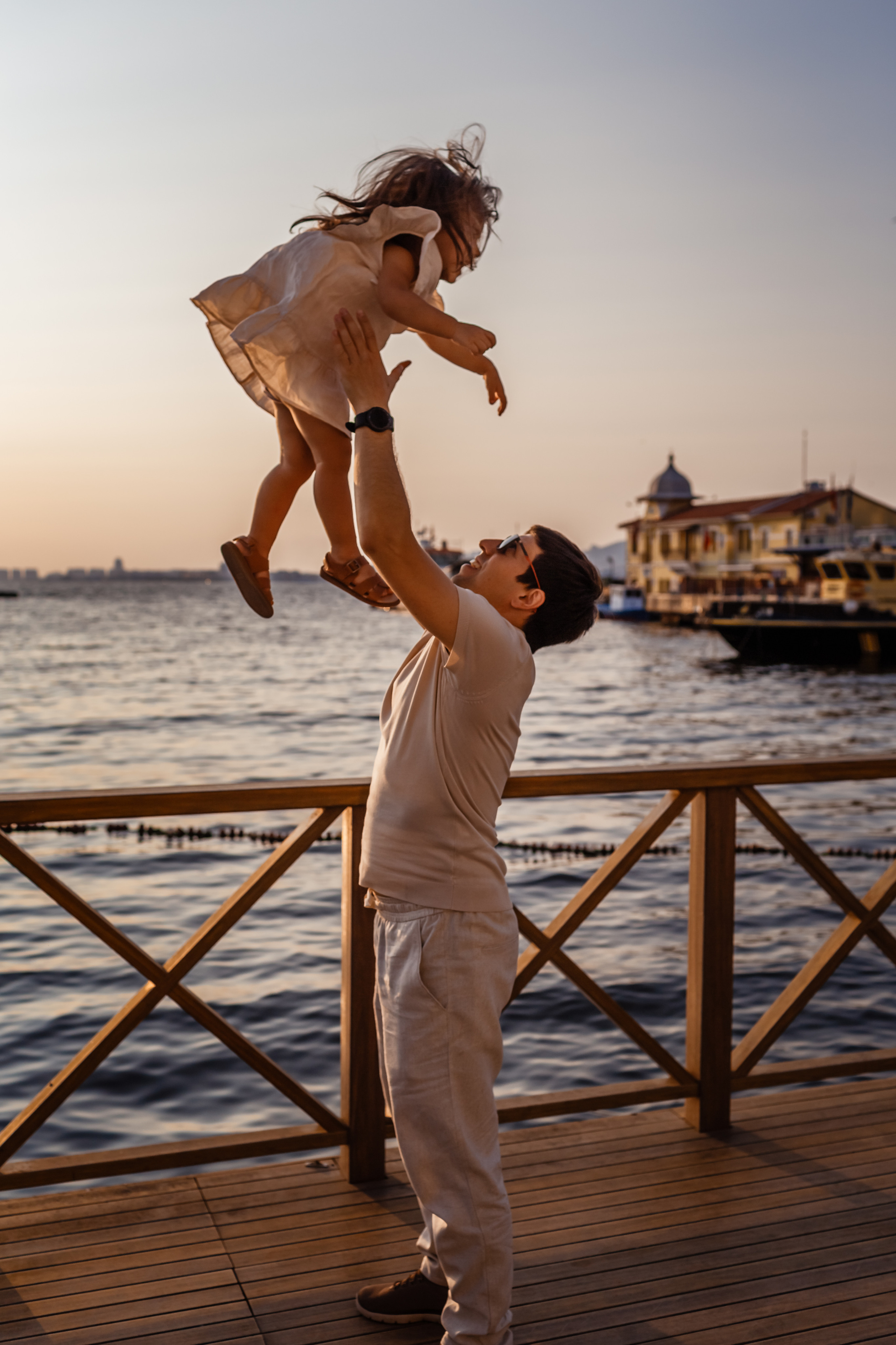 Family walk in Izmir. Professional family and children’s photographer in Izmir Irina Eron