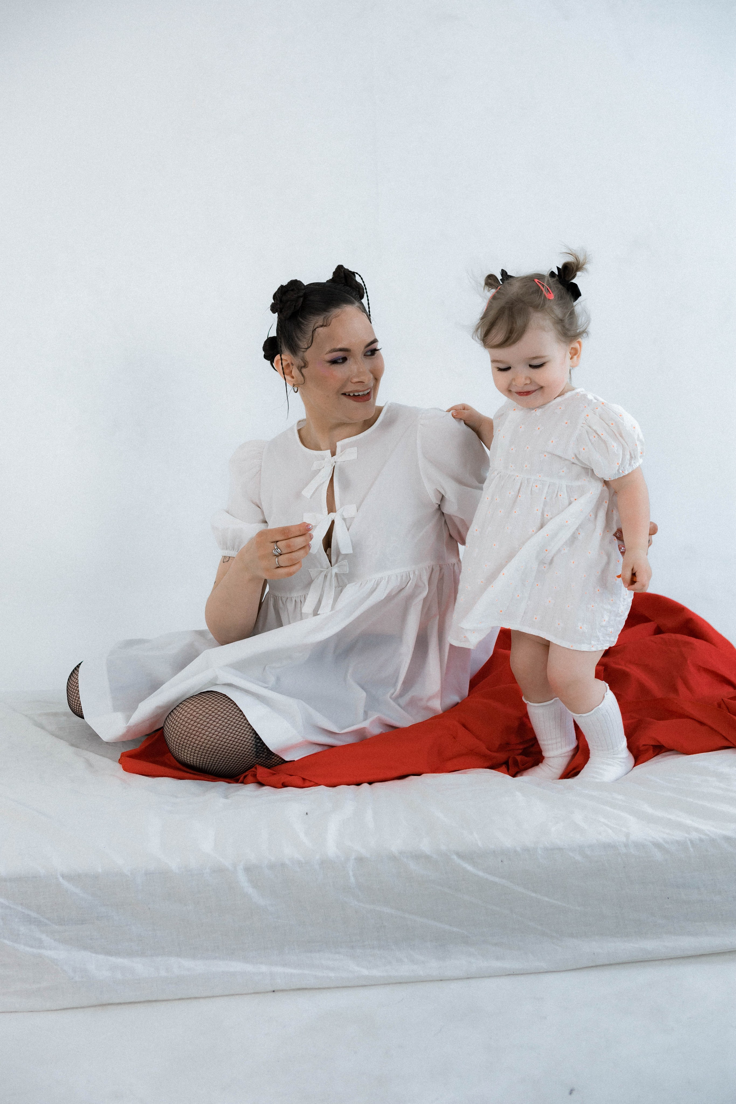 Семейная: Алена и ее дочка Женя. Контент-фотограф для творческих единиц и мастеров в Санкт-Петербурге