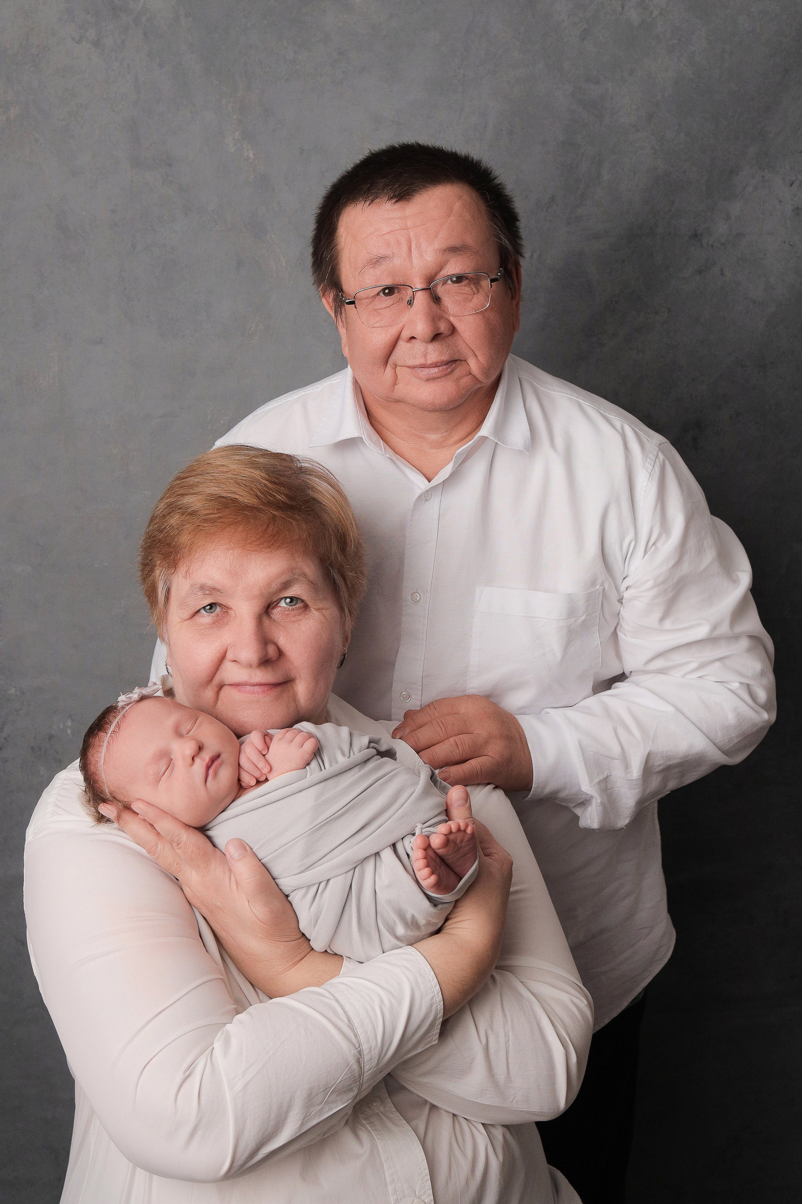 Новорожденные девочки. Фотограф новорожденных в Новокузнецке Анна Горошникова