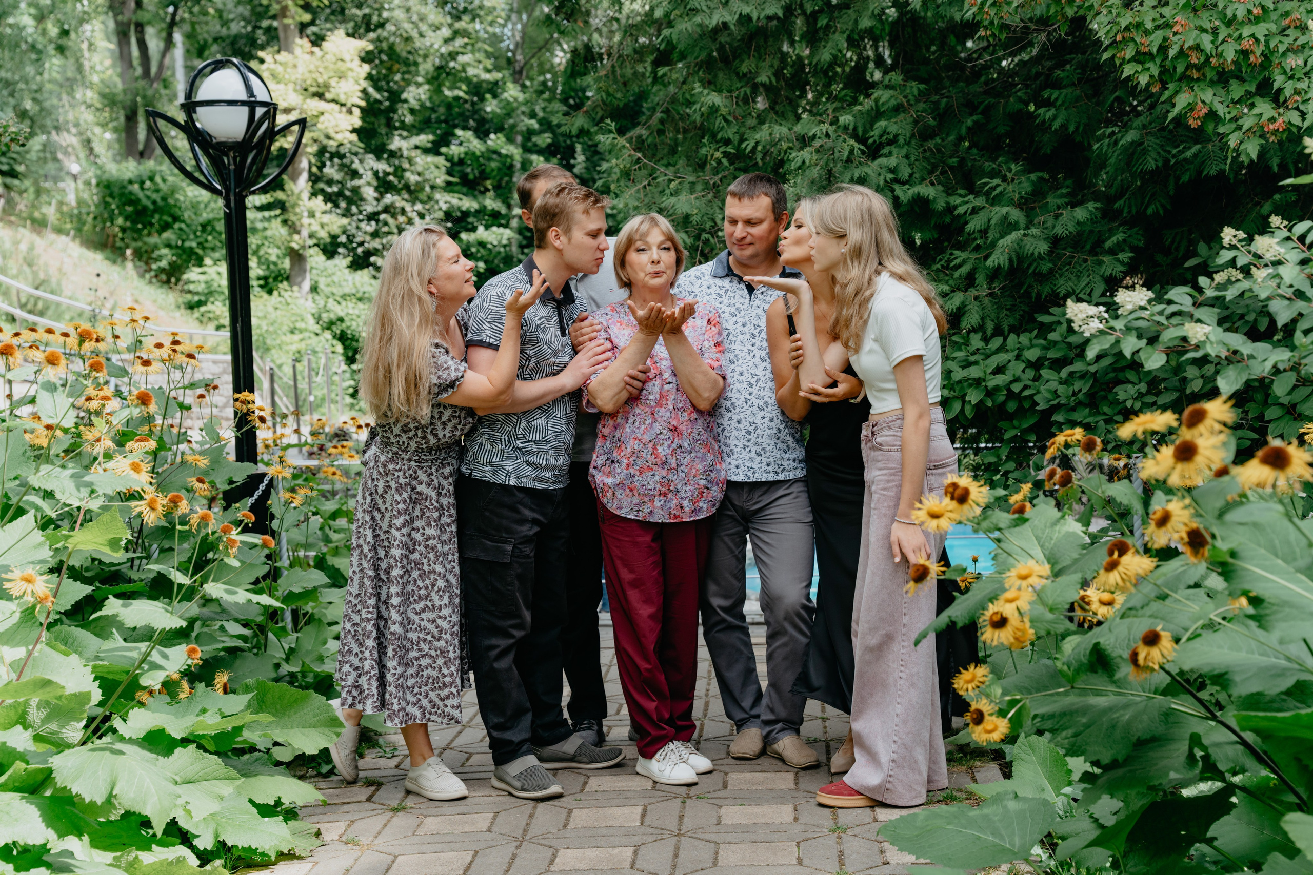 В ботаническом саду на день рождения бабушки