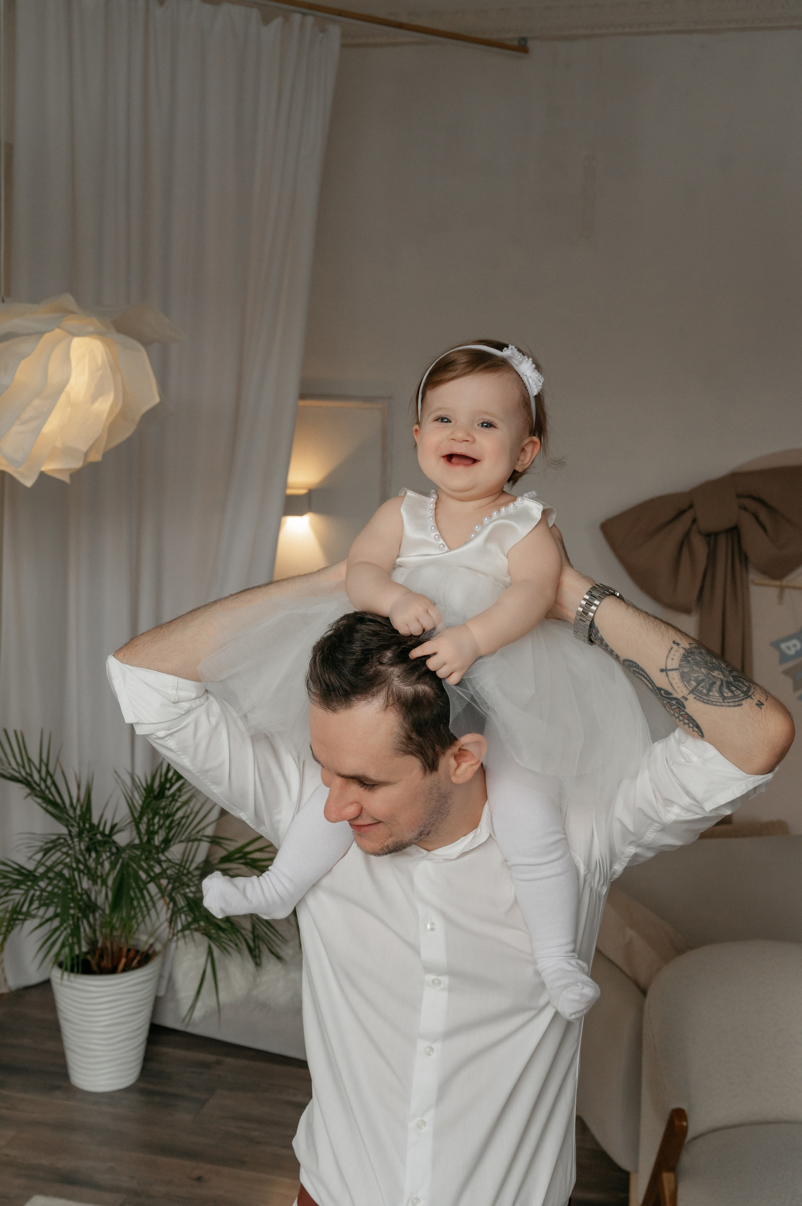Годовасие малышки Киры в студии. Свадебный фотограф Мария Строгонова