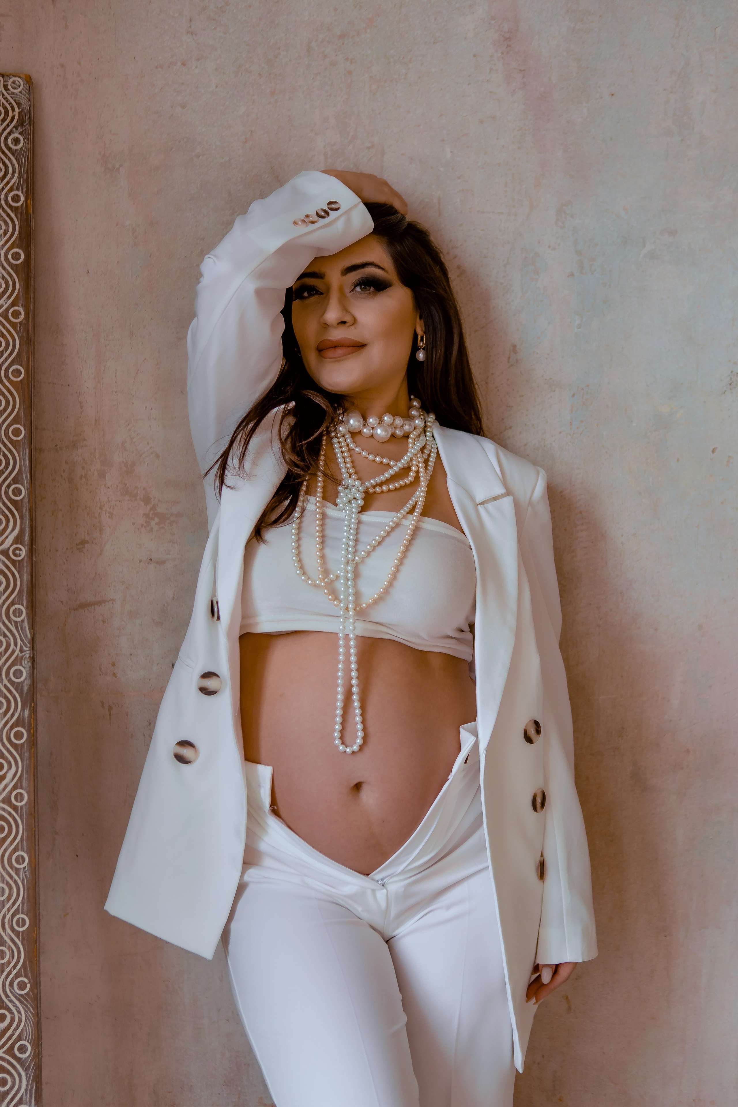 Фотосессия беременности в студии: сохранение прекрасных моментов ожидания. Свадебный фотограф в Москве