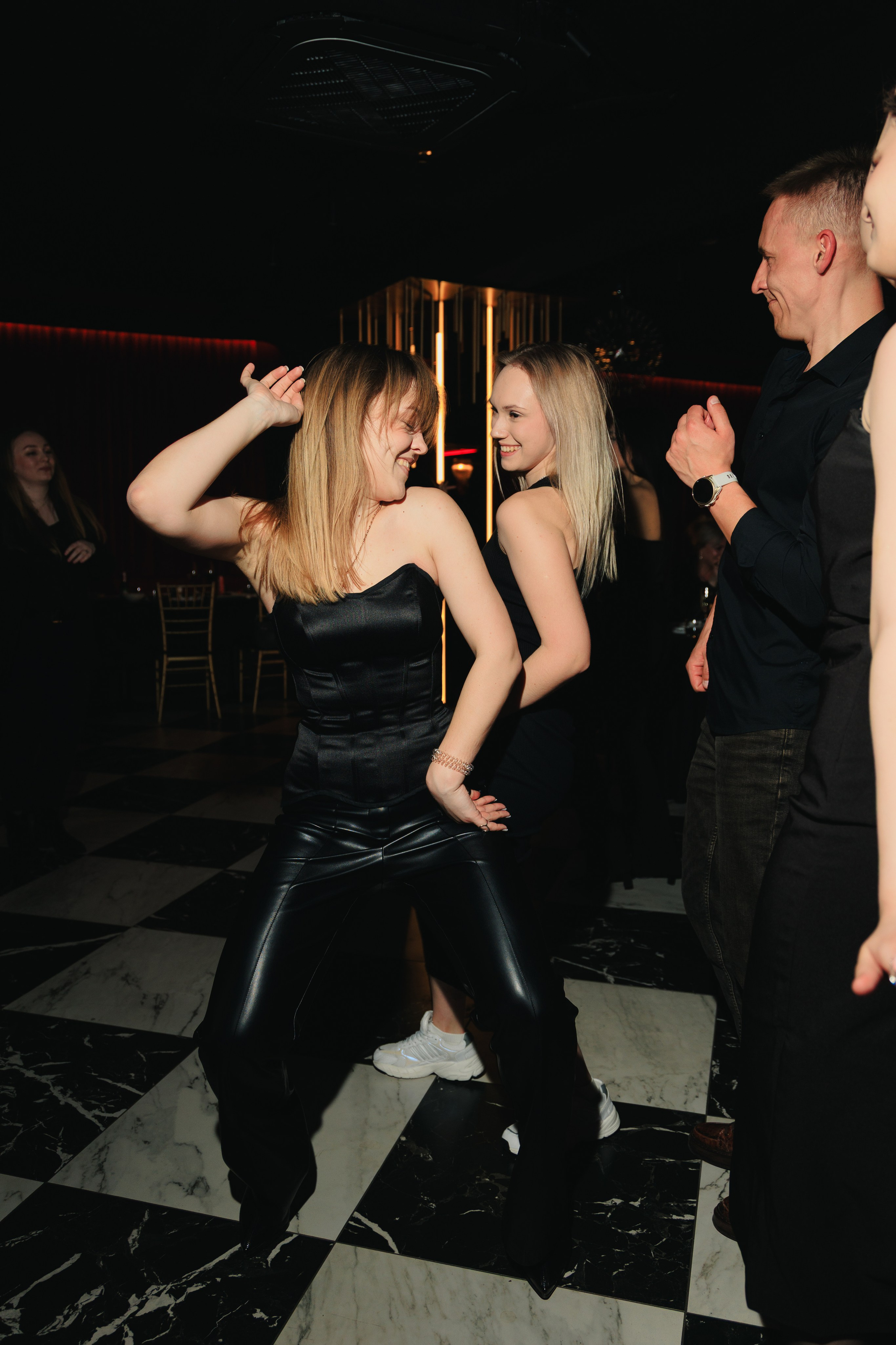 Корпоратив Лайт Лизинг | The Mafia Rooms. Свадебный фотограф в Минске Владислав Бабич