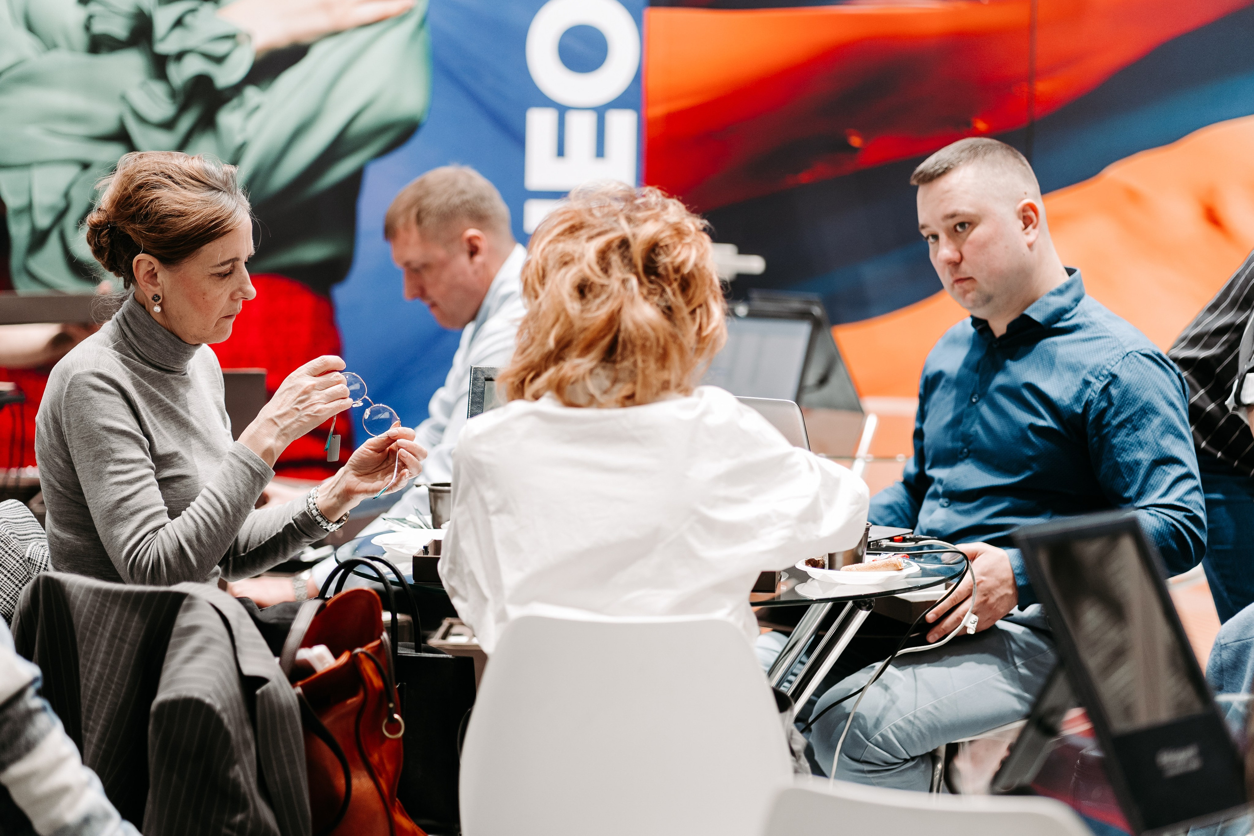 Оптическая_выставка. Репортажный и свадебный фотограф в Москве Рая Небогатова