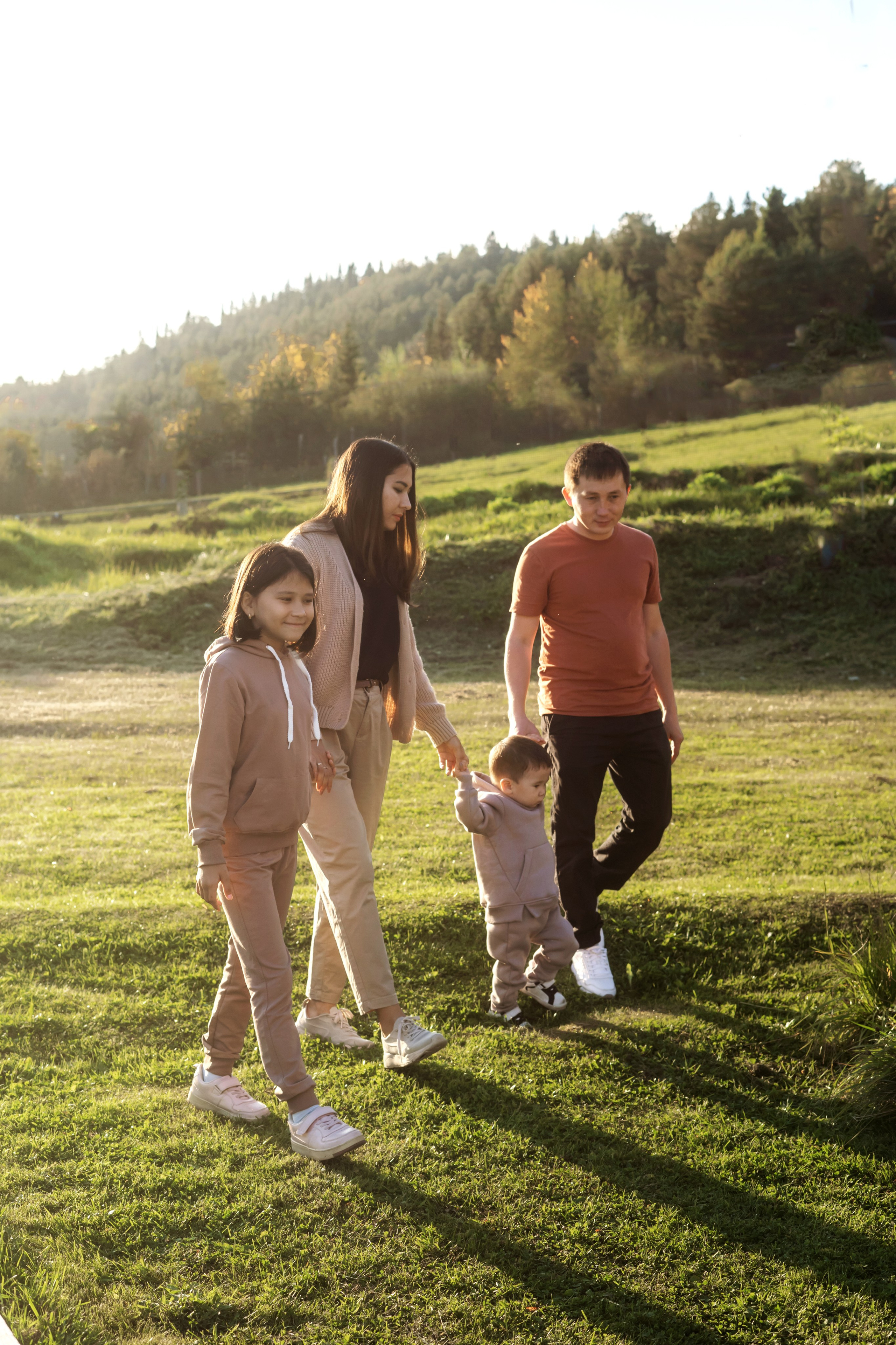 Прогулки. Мила Посвит Фотограф новорожденных в Тобольске