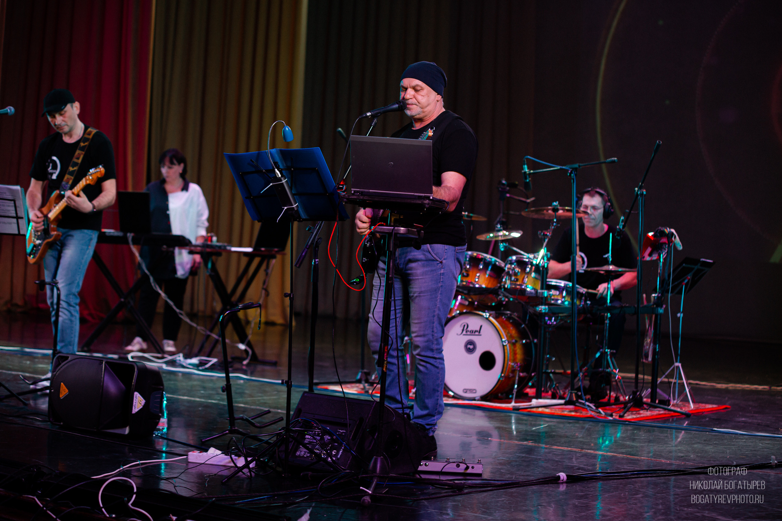 Время — Для вас!)) фотосъемка выступления. Профессиональный фотограф в Мценске и Орловской области