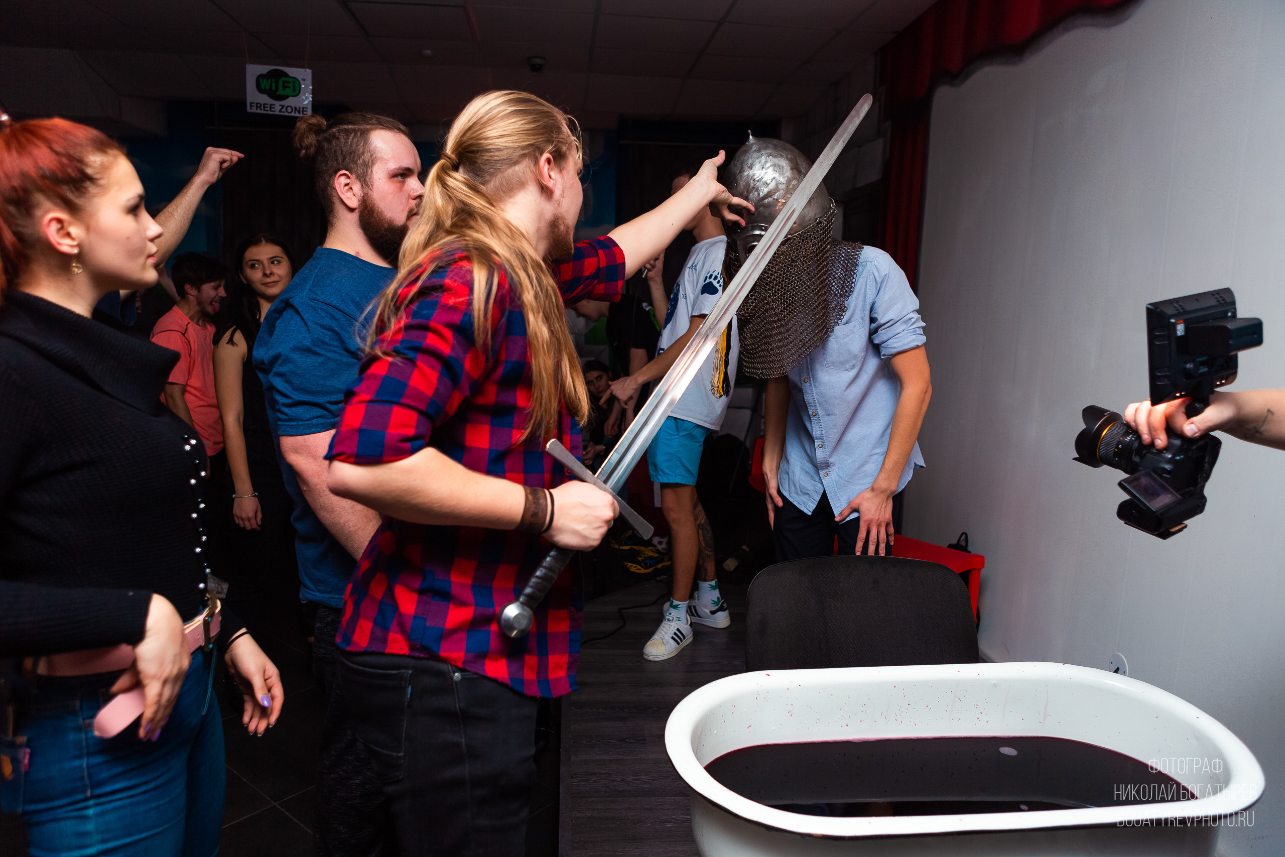 ФОТОСЪЕМКА «ПОСВЯЩЕНИЕ В СТУДЕНТЫ». Профессиональный фотограф в Мценске и Орловской области